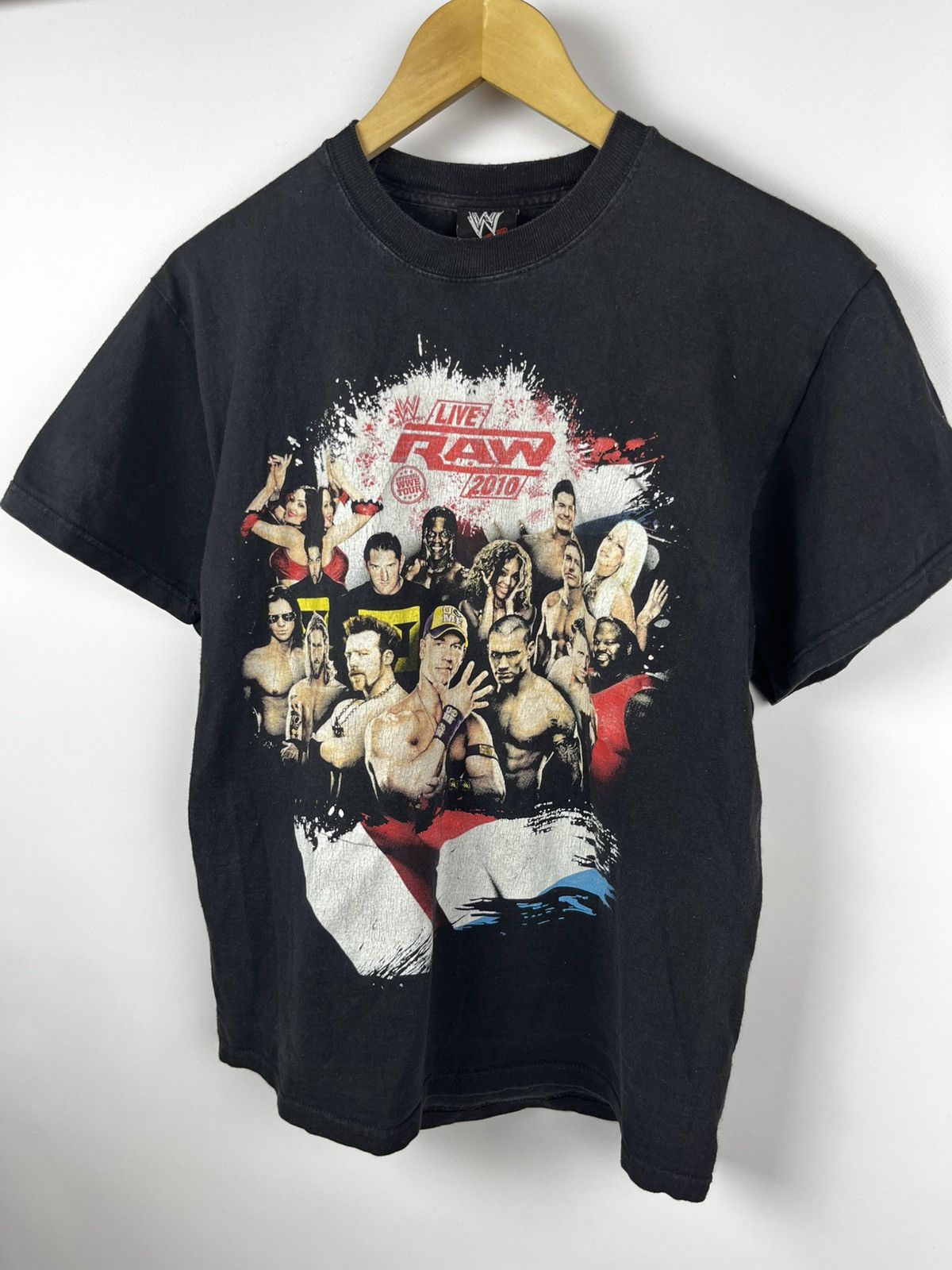 WWE WWE WWE The Raw 2010 Wrestling T-shirt Size US M / EU 48-50 / 2 - 3 Thumbnail