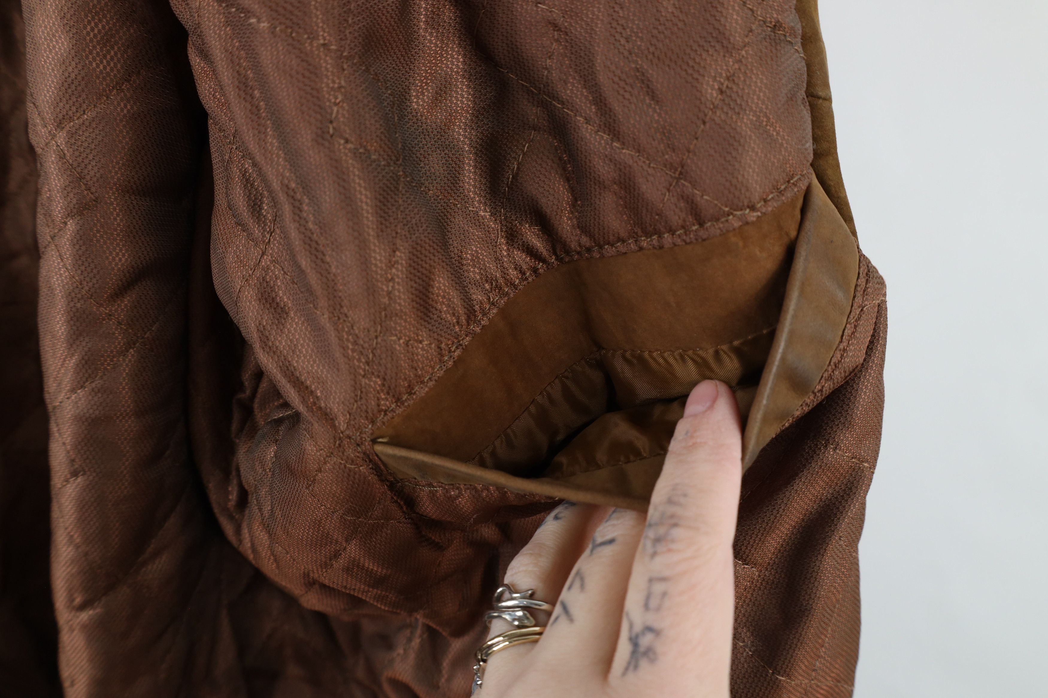 Vintage Vintage 90s Streetwear Suede Leather Flight Bomber Jacket Size US S / EU 44-46 / 1 - 14 Thumbnail