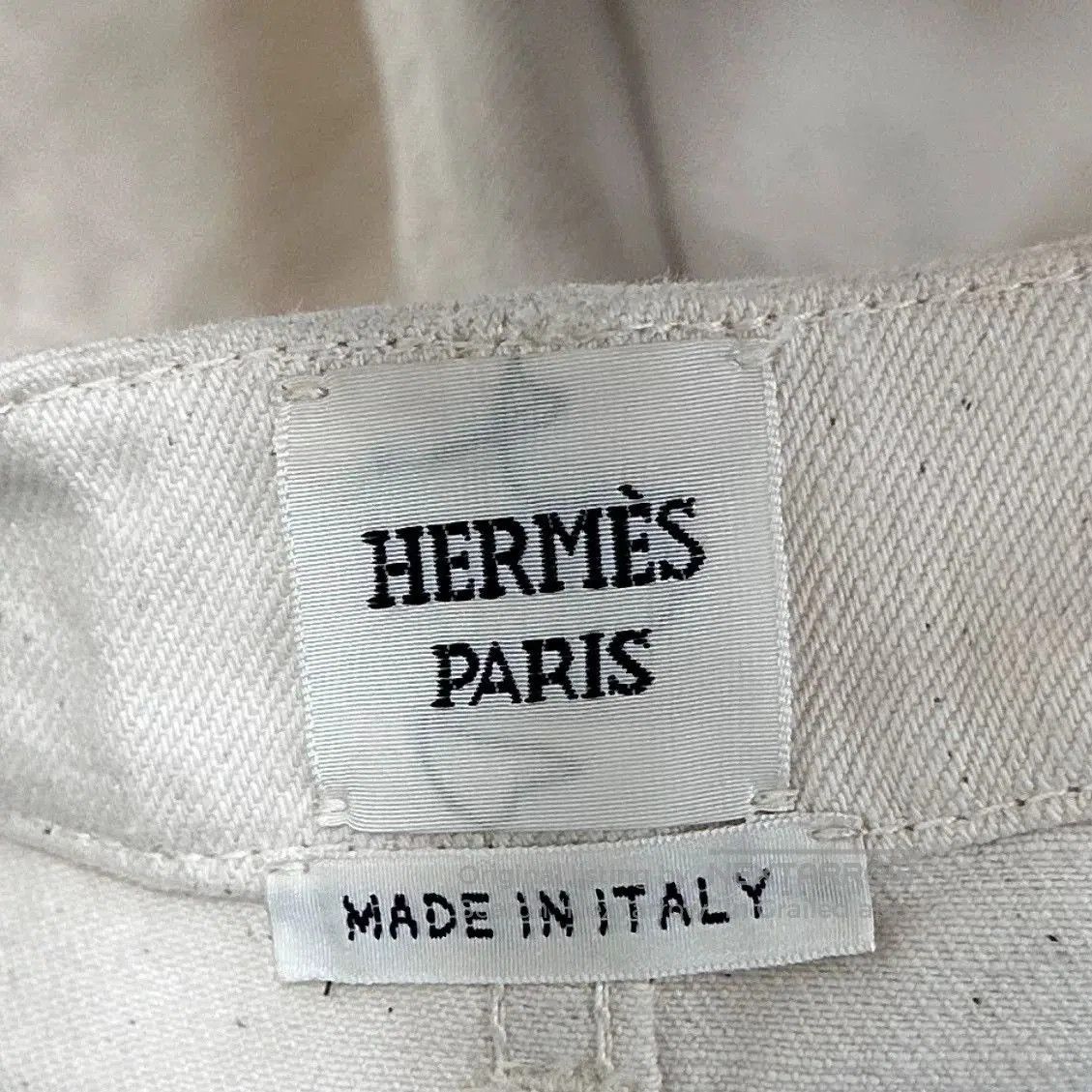 Hermes classic ivory denim mini skirt. Size 33" - 5 Thumbnail