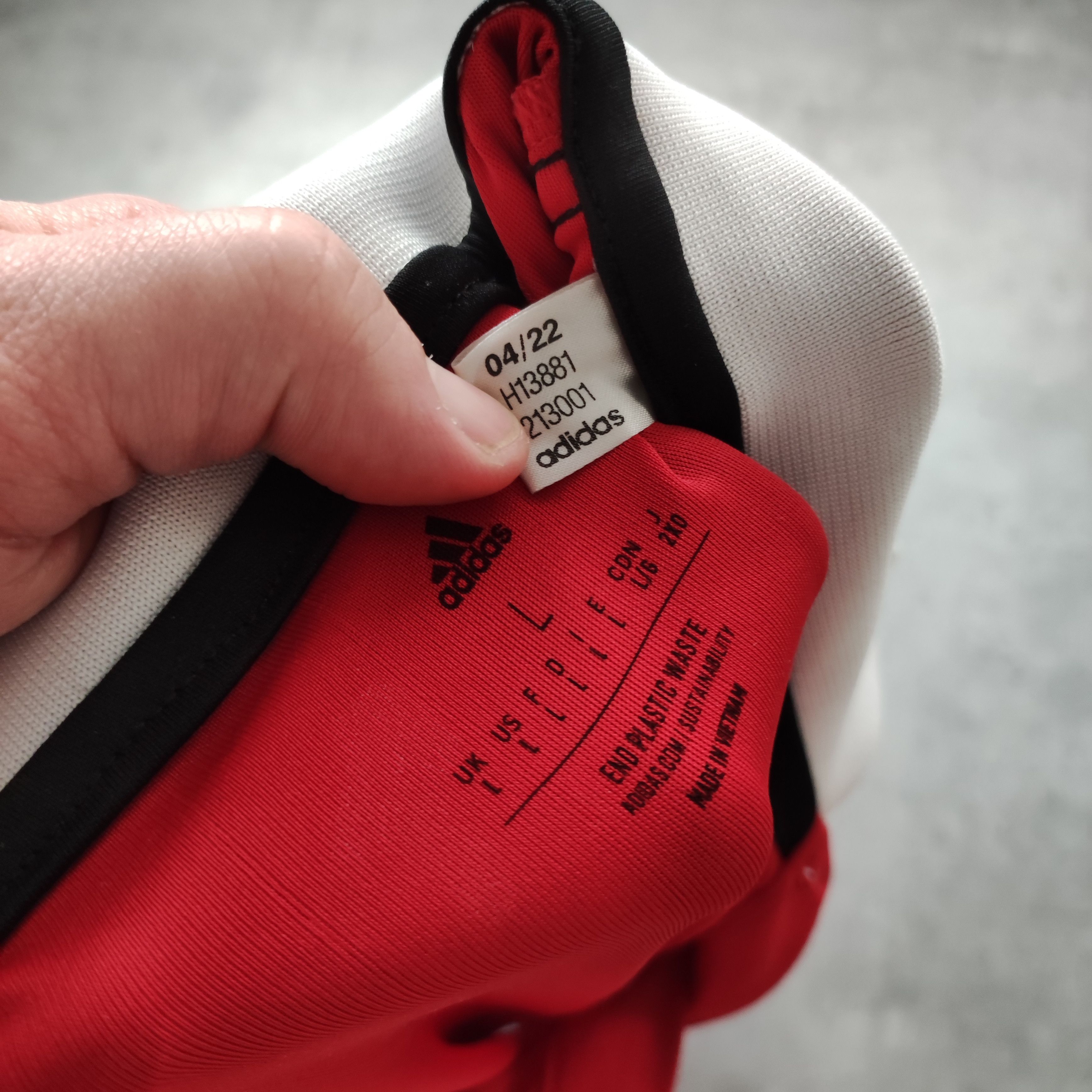 Adidas RARE Manchester United x Adidas 2022 Home Football Jersey Size US L / EU 52-54 / 3 - 6 Thumbnail
