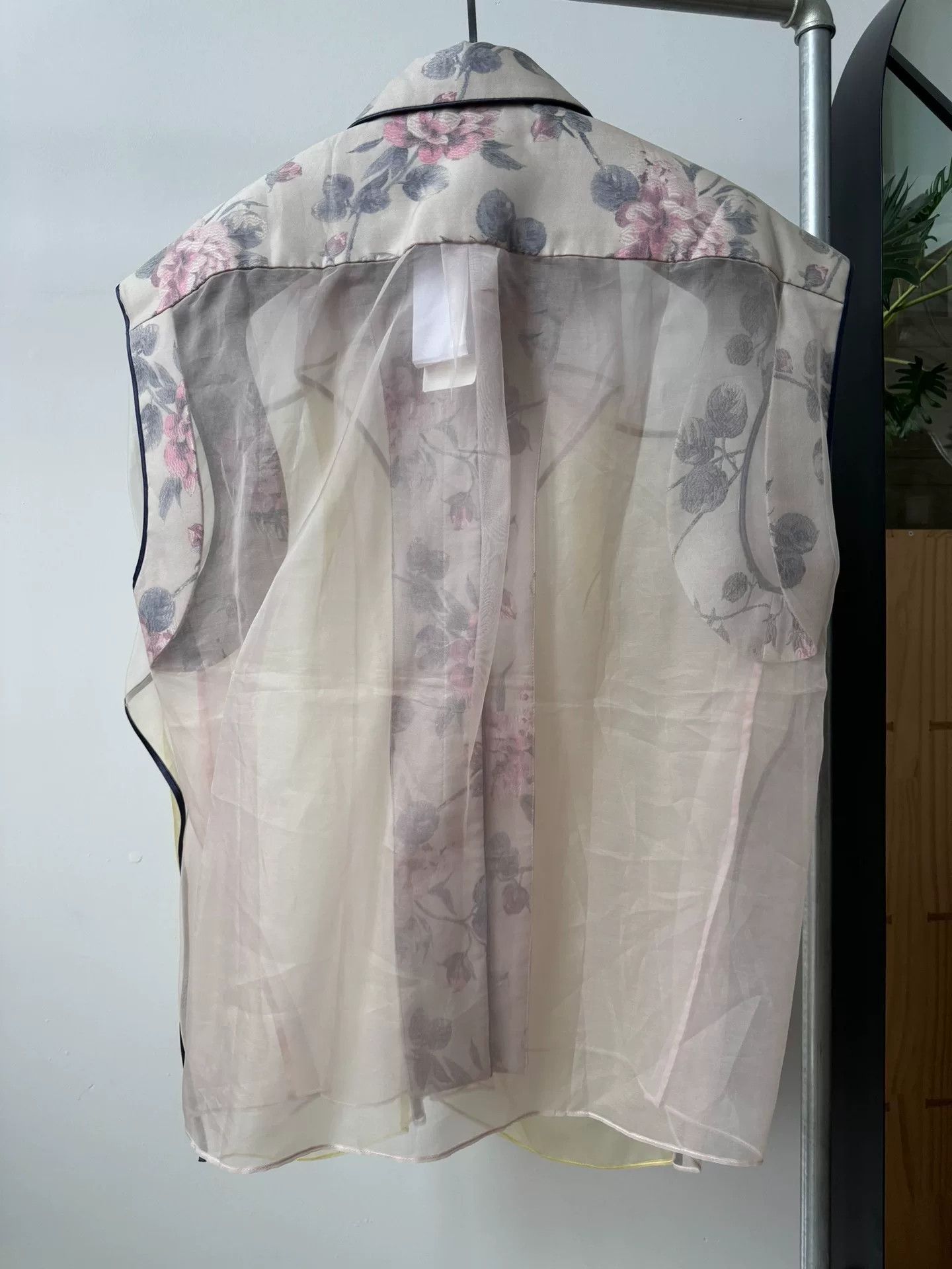 Y PROJECT Silk Embroidered Top