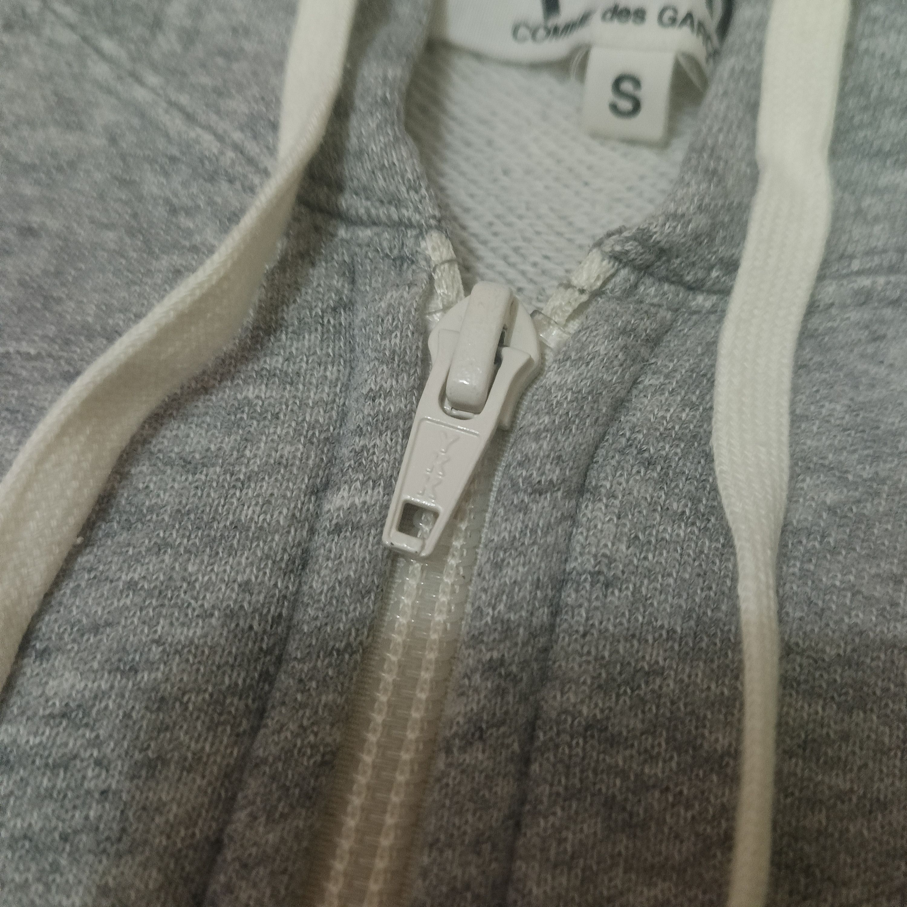 Comme des Garcons PLAY Hoodie PLAY CDG COMME des GARÇONS Size US S / EU 44-46 / 1 - 3 Thumbnail
