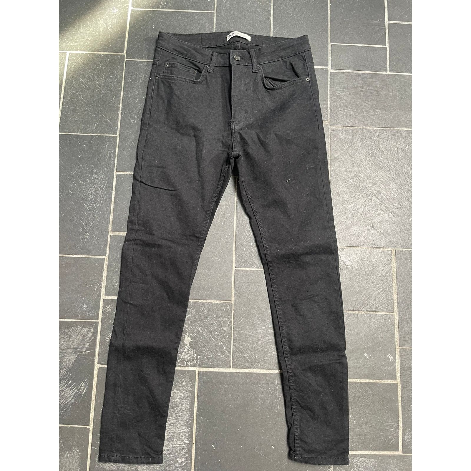 Zara Jet Black Skinny Jeans Size 31 ZARA Size US 31 - 1 Thumbnail