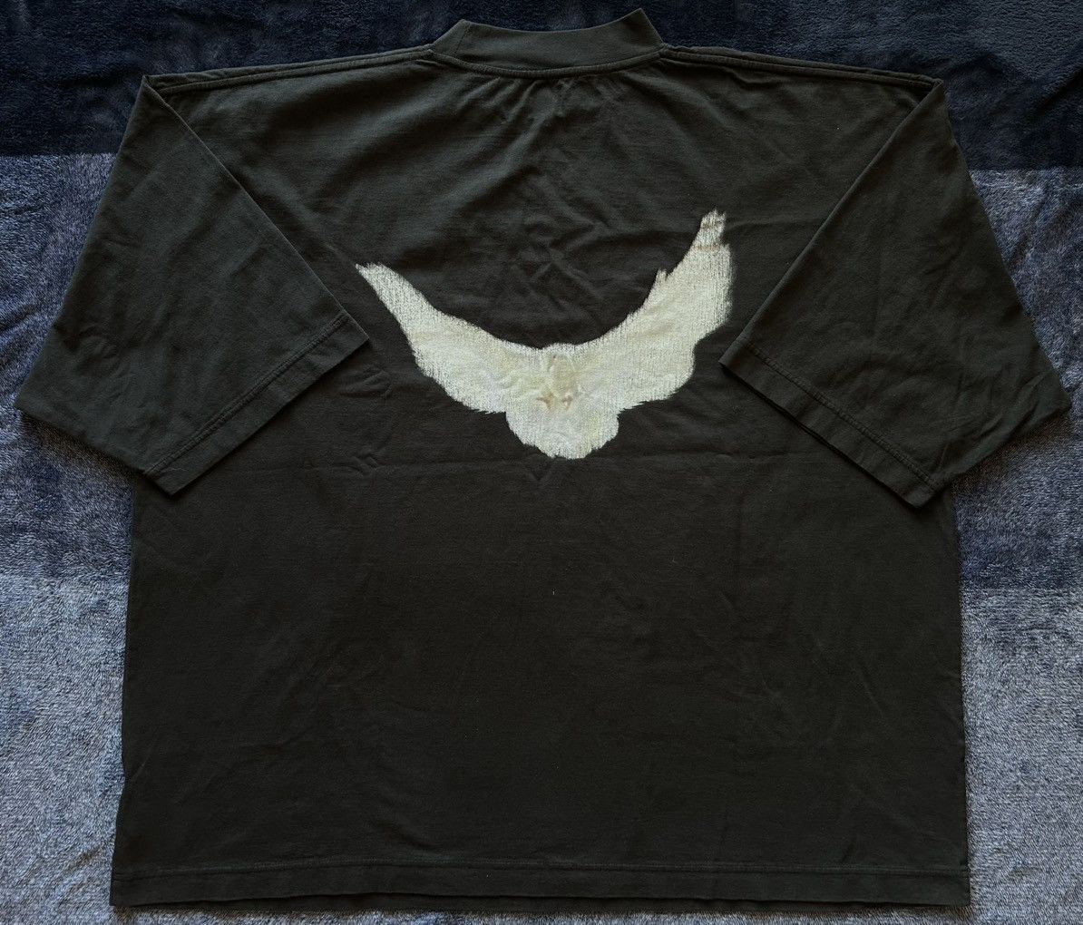 Balenciaga × Gap × Yeezy Yeezy Balenciaga Gap Dove 3/4 Tee Size US L / EU 52-54 / 3 - 1 Thumbnail