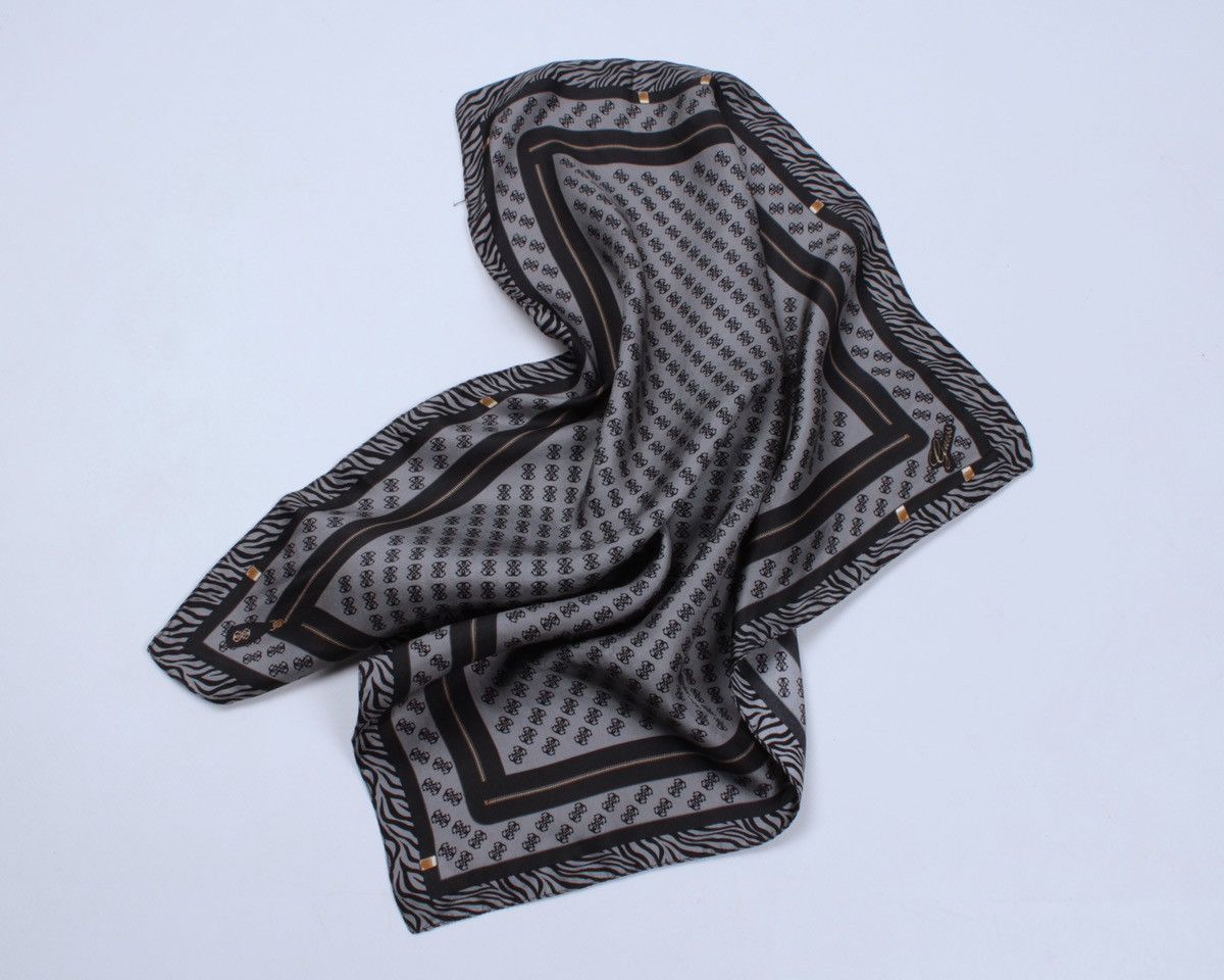 Designer × Guess GUESS Monogram Polyester Gray Square Scarf Size ONE SIZE - 1 Thumbnail