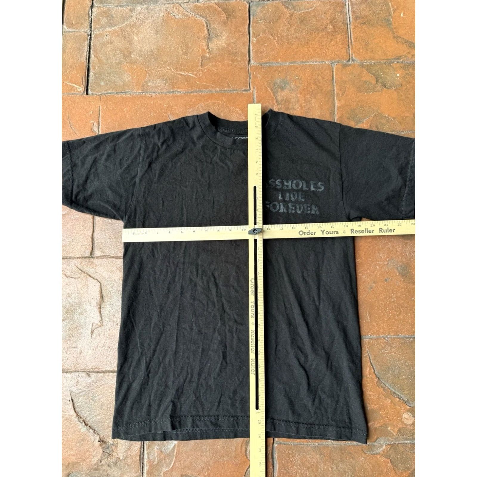 Olive Aholes Live Forever T-Shirt Men Short Sleeve Crew Neck Black Medium Grunge Logo Graphic Print Vintage No Size US M / EU 48-50 / 2 - 4 Thumbnail
