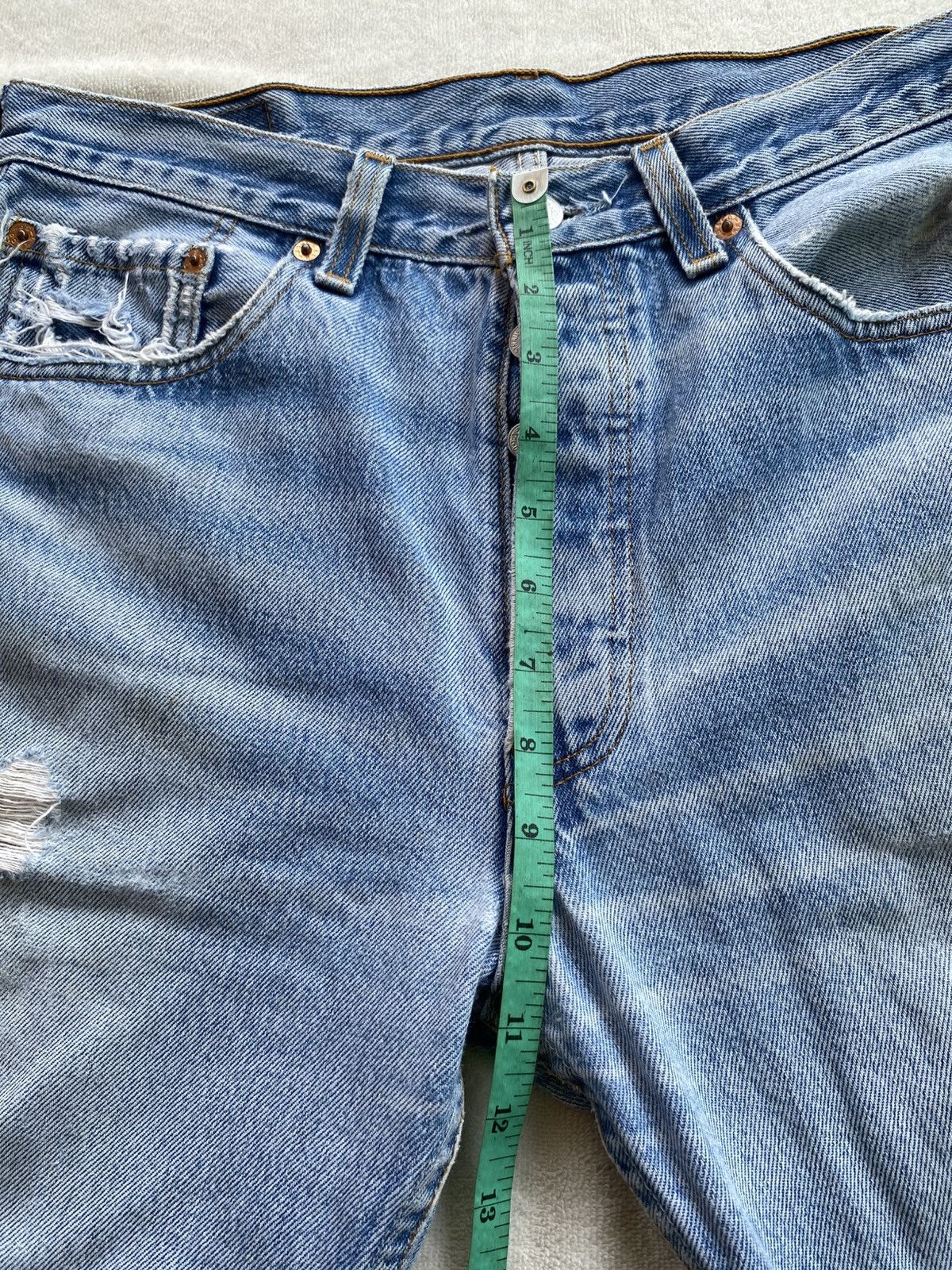 Levi's VINTAGE LEVIS 501xx DISTRESSED JEANS PANTS Size US 33 - 15 Thumbnail