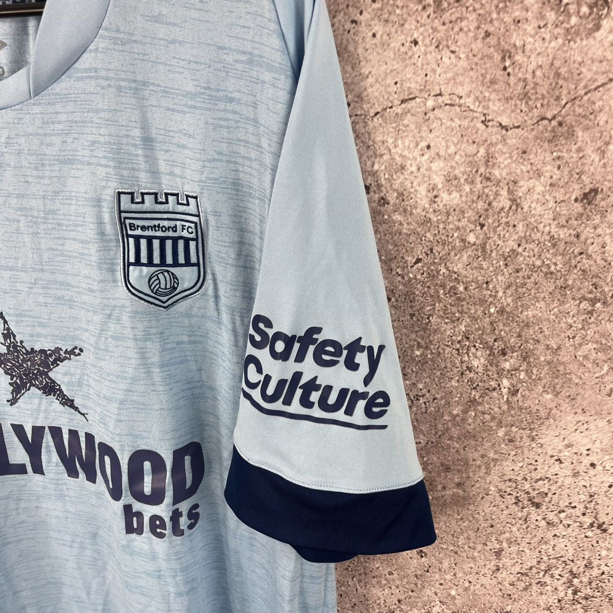 Umbro Brentford FC 2022/2023 Away Soccer Jersey Size XXL Size US XXL / EU 58 / 5 - 4 Thumbnail