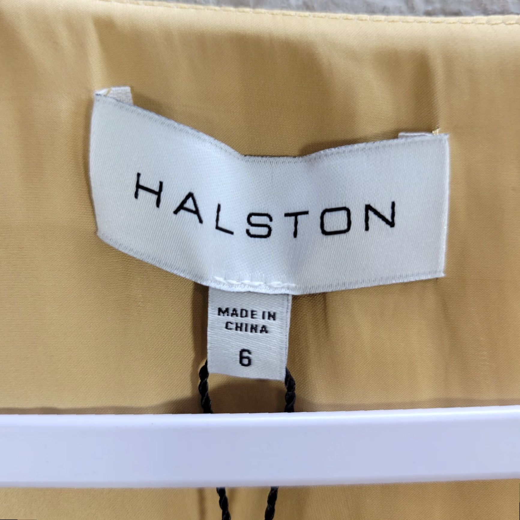 Halston Halston Leila Dress in Techno-Satin Cross Front Cocktail Sz 6 NWT Tan Size M / US 6-8 / IT 42-44 - 3 Thumbnail