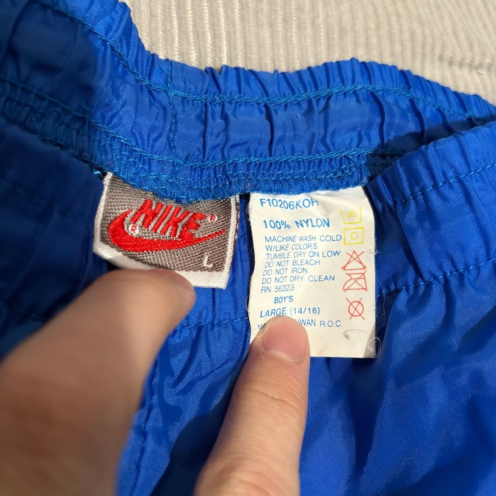 Nike × Vintage Xs 1980s Nike Windbreaker track pants Blue logo zip y2k Size US 28 / EU 44 - 5 Thumbnail