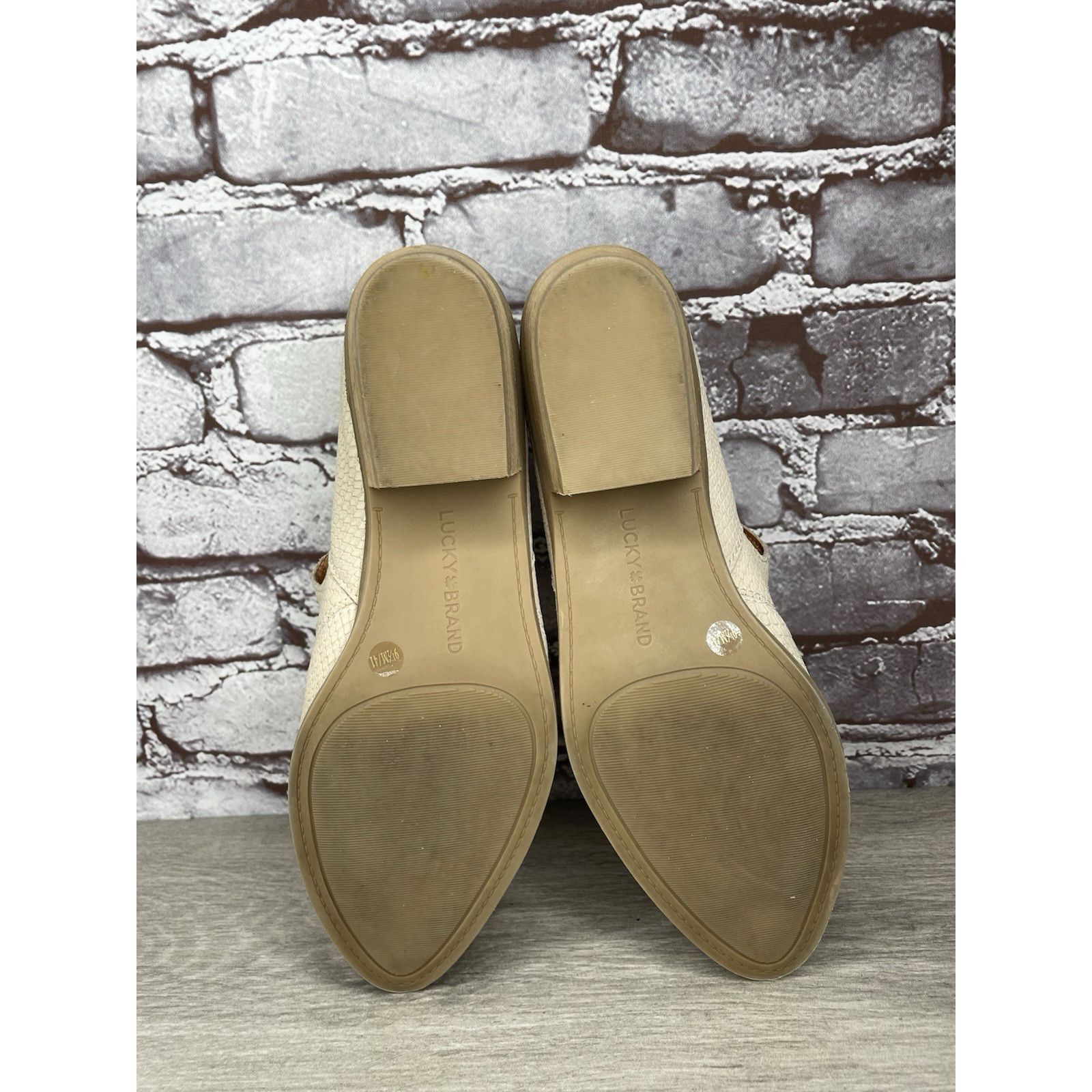 Lucky Brand Lucky Brand Mahzan Ivory Leather Lizard Print Loafer Heel Sh Size US 9.5 / IT 39.5 - 7 Thumbnail
