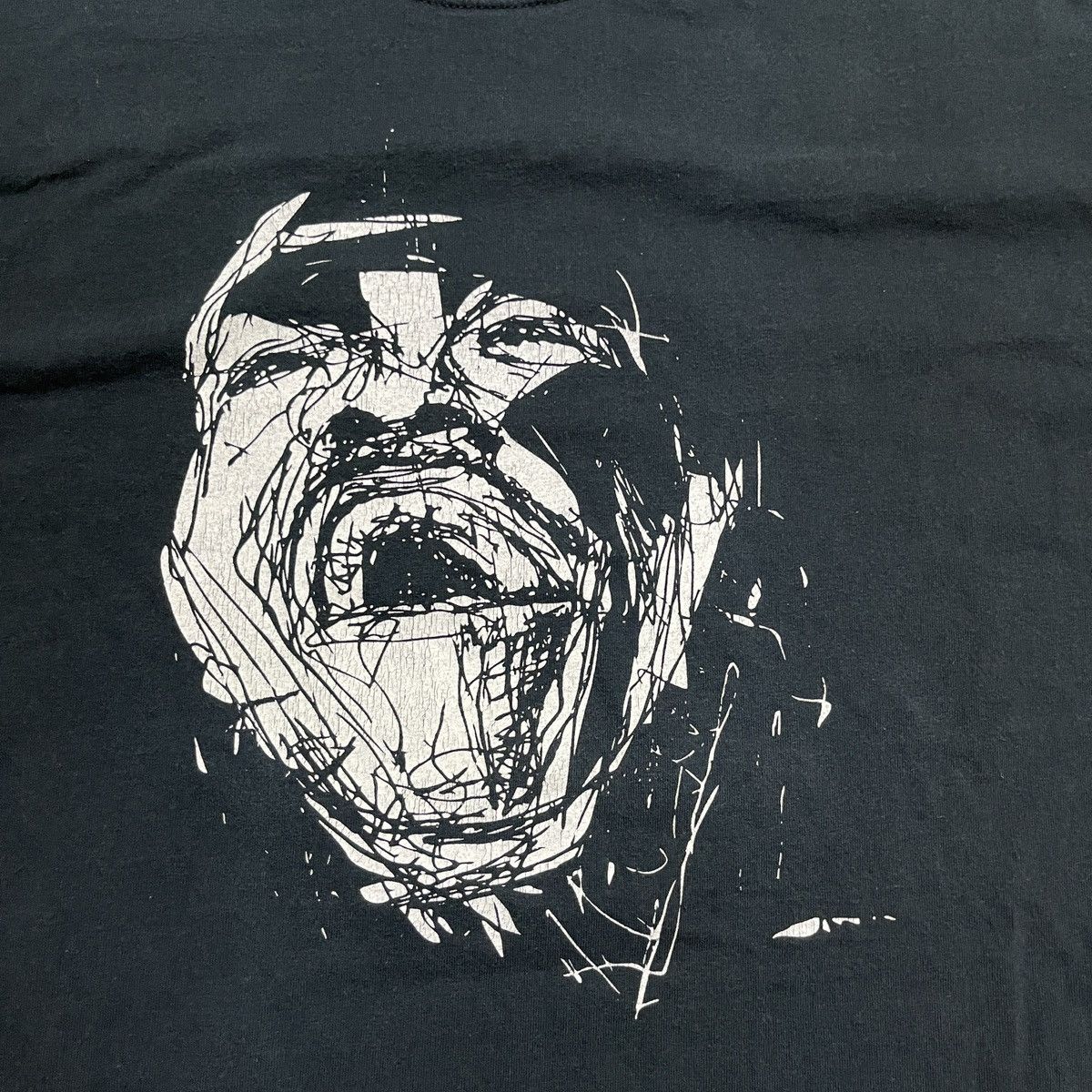 Japanese Brand × Vintage Screaming Man Graphic T Shirt Size US M / EU 48-50 / 2 - 3 Thumbnail