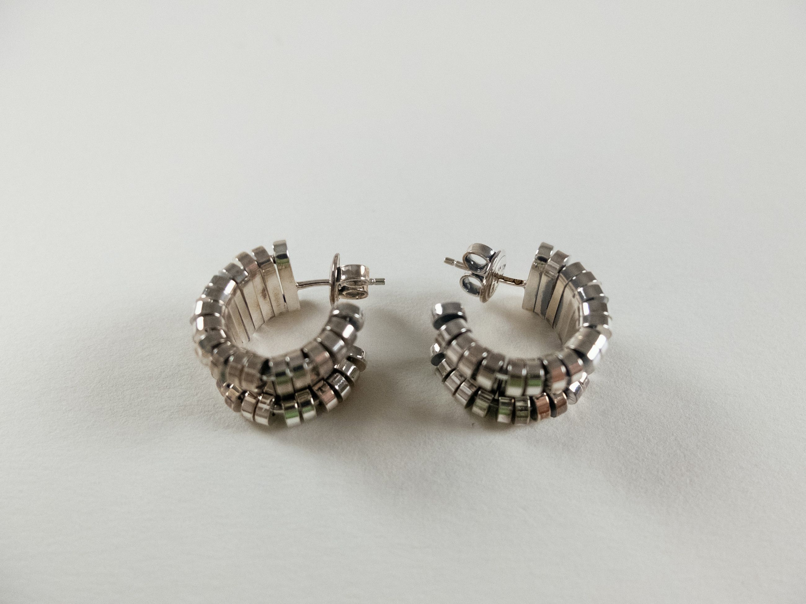 Bottega Veneta BOTTEGA VENETA Staple mini Sterling silver hoop earrings q Size ONE SIZE - 4 Thumbnail