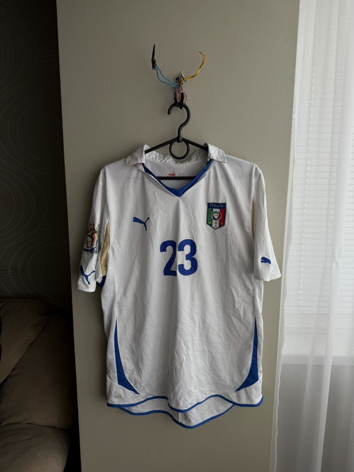Puma Puma Italy Home Shirt 2010 Marco Materazzi 23 World Cup Size US M / EU 48-50 / 2 - 1 Thumbnail