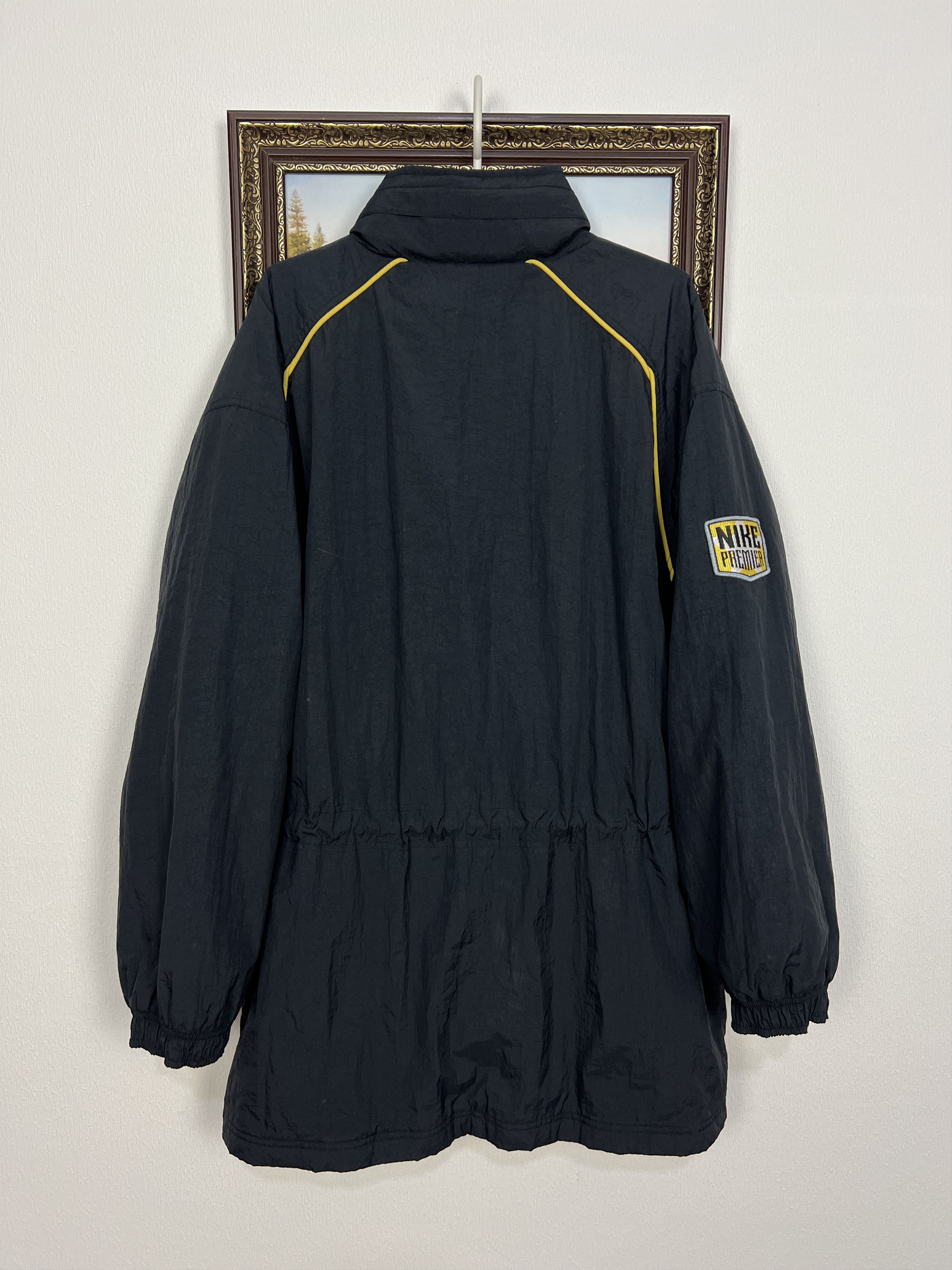 Nike Vintage Borussia Dortmund Football Jacket Soccer Long Bomber Size US L / EU 52-54 / 3 - 9 Thumbnail