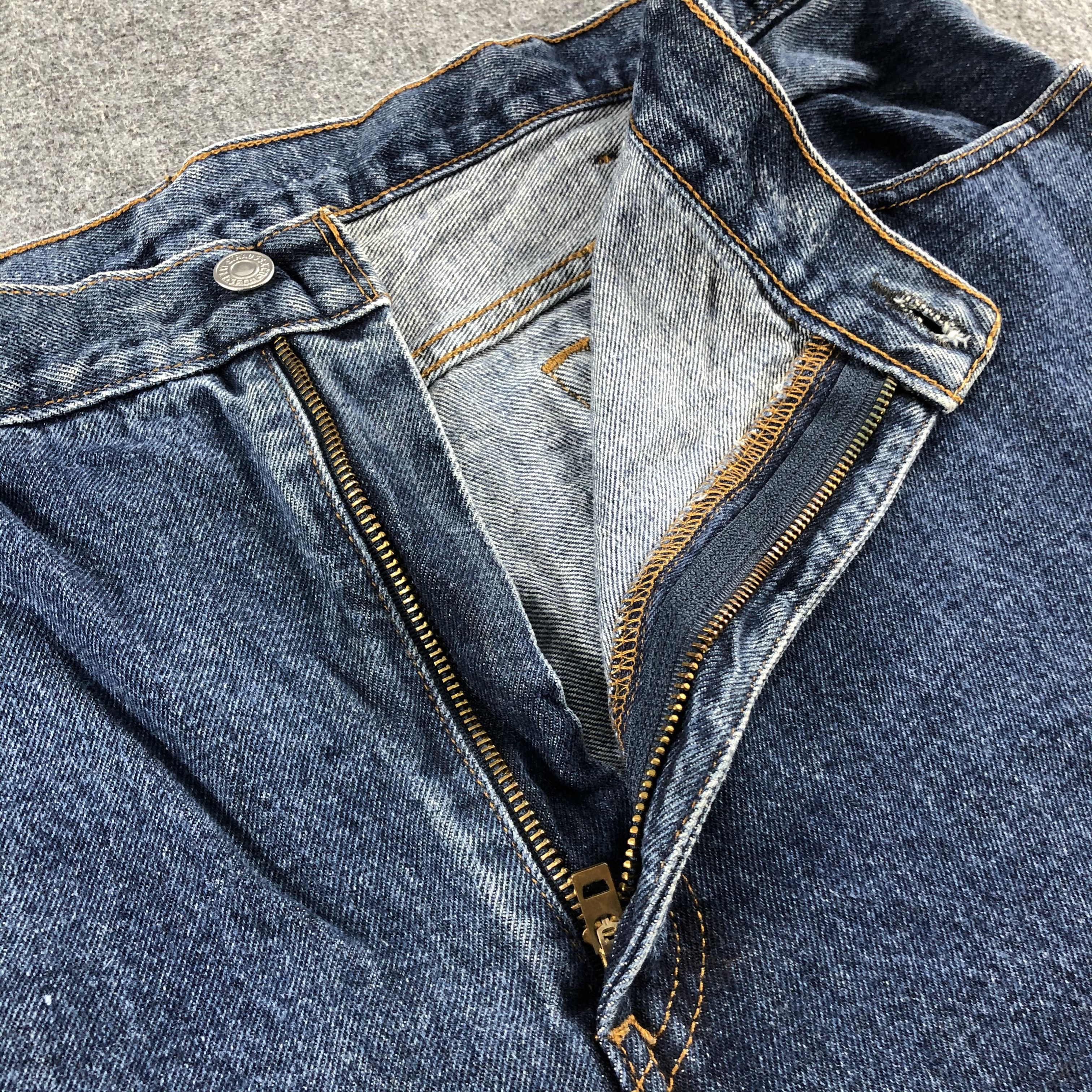 Levi's Vintage Blue Wash Levis 517 Flare Jeans-J2561 Size US 43 - 8 Thumbnail