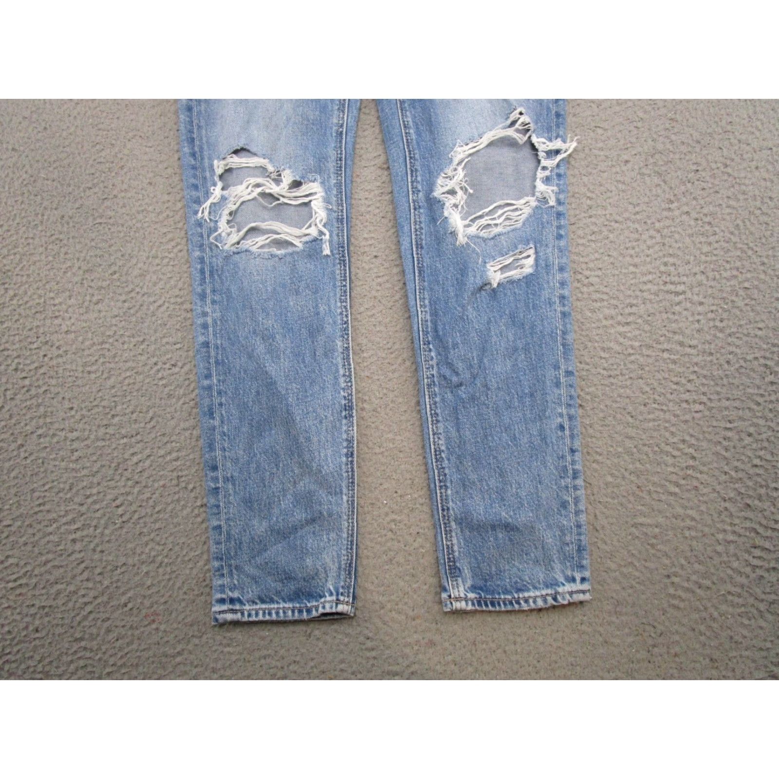 American Eagle Outfitters VINTAGE American Eagle Strigid Distressed Denim Blue Mom Jeans Women's Size 0 Size 25" / US 0 / IT 36 - 2 Thumbnail