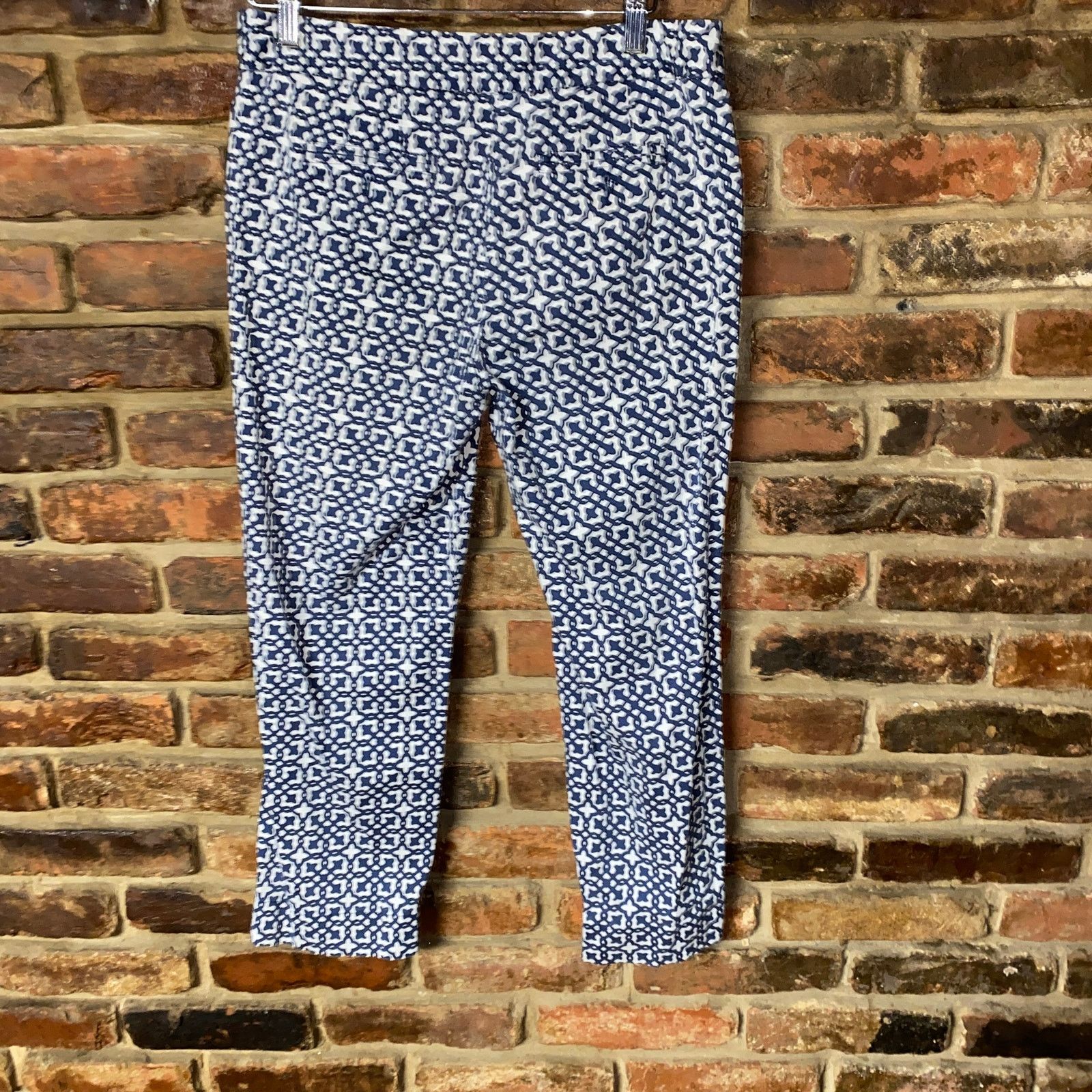 Laundry by Shelli Segal Laundry by Shelli Segal Blue White Slim Fit Cropped Pants 6 Size 28" / US 6 / IT 42 - 7 Thumbnail