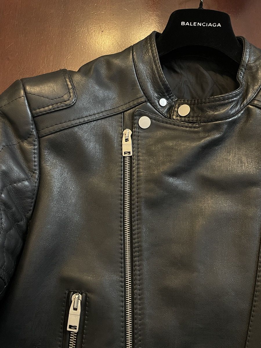 Balenciaga Balenciaga Black Leather Zipper Moto Jacket 40 US 50 EURO Size US M / EU 48-50 / 2 - 10 Thumbnail