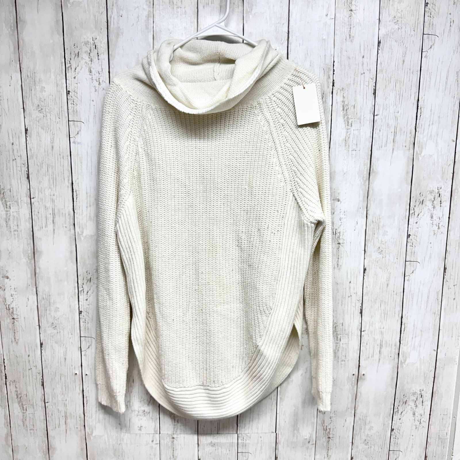 Other Suzy Shier Sweater Cream Knit Long Sleeve Turtleneck Slit Size S / US 4 / IT 40 - 1 Thumbnail