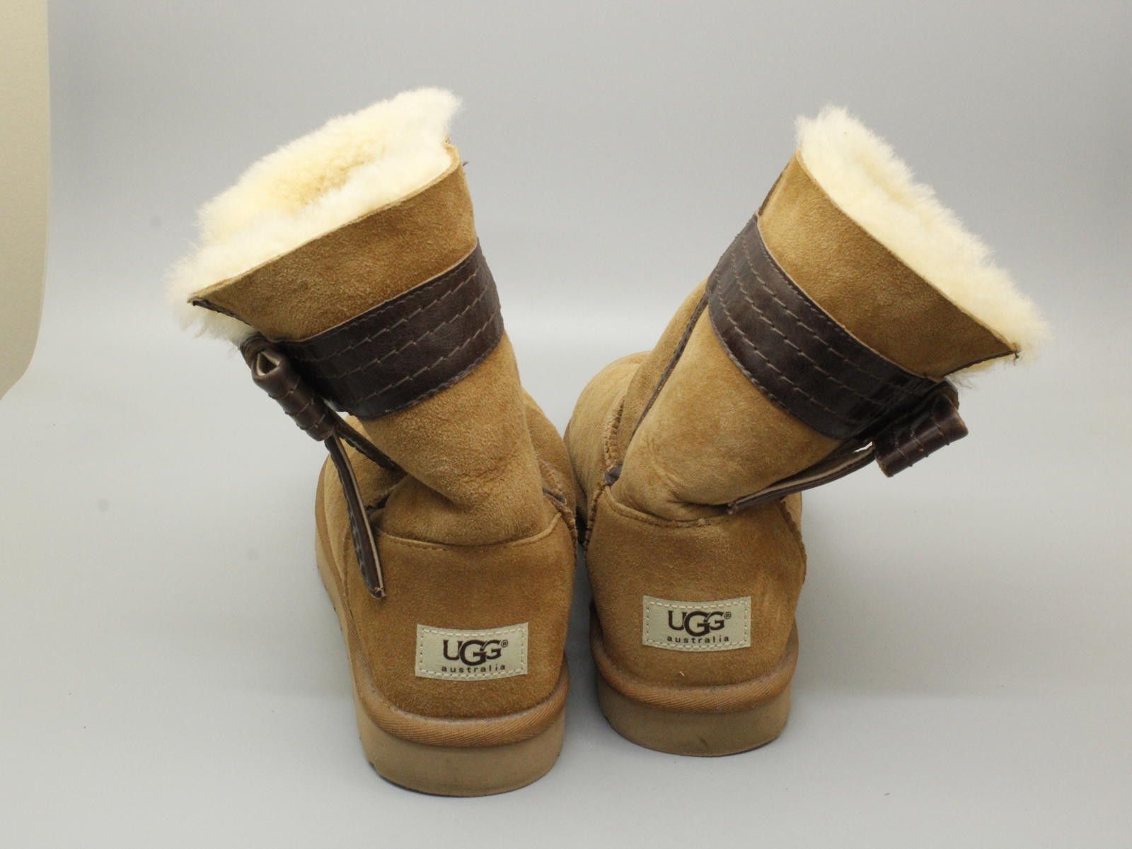 Ugg UGG Australia Women's Winter Boots with Shearling and Bow Size US 9.5 / IT 39.5 - 3 Thumbnail