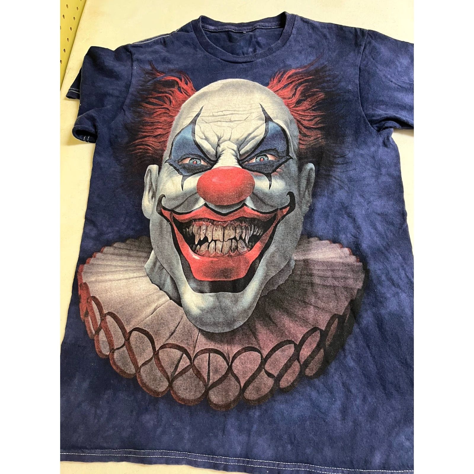 Vintage Creepy Clown Face Blue Short Sleeve T-shirt Horror Medium Crew Neck Mens M Cotton Slim Halloween Tie Dye Size US M / EU 48-50 / 2 - 3 Thumbnail