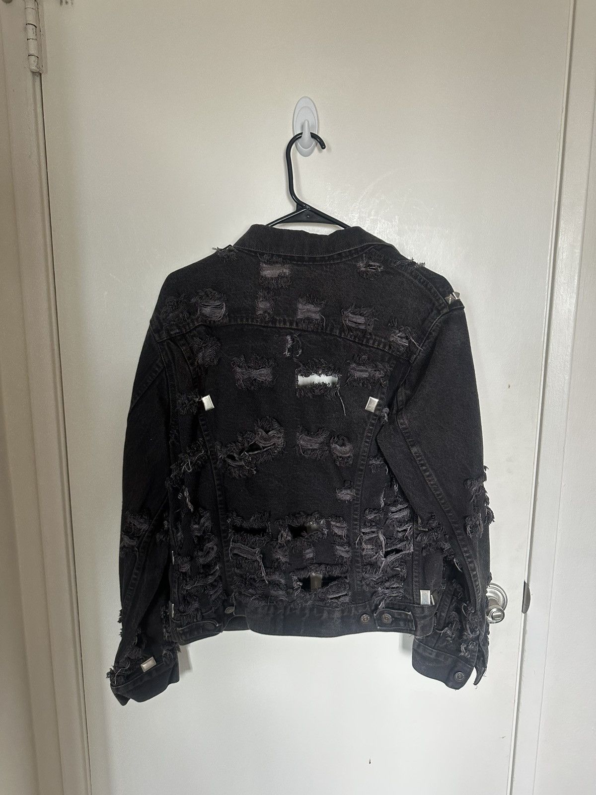 Levi's Distressed punk Levis denim jacket Size US M / EU 48-50 / 2 - 2 Thumbnail