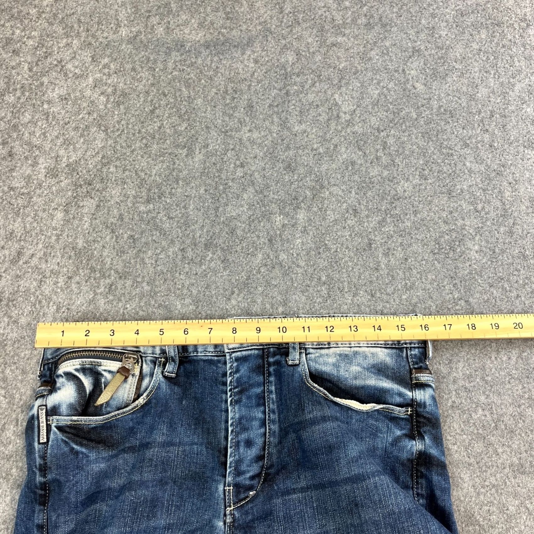 Vintage Armani Jeans Jeans Slim Low Crotch 30 34 Stretch Hair On Hide Whisker Antifit J16 Mens Blue Denim Slimming Pockets 5-Pocket 30 in Inside Leg 34 in Size US 30 / EU 46 - 6 Thumbnail