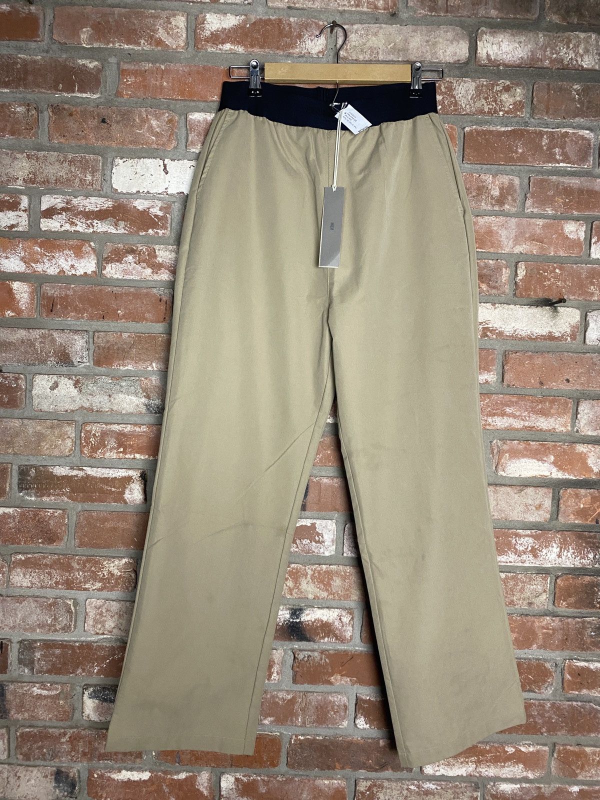 Essentials × Fear of God Fear of God Essentials Tan Pants Size US 30 / EU 46 - 1 Thumbnail