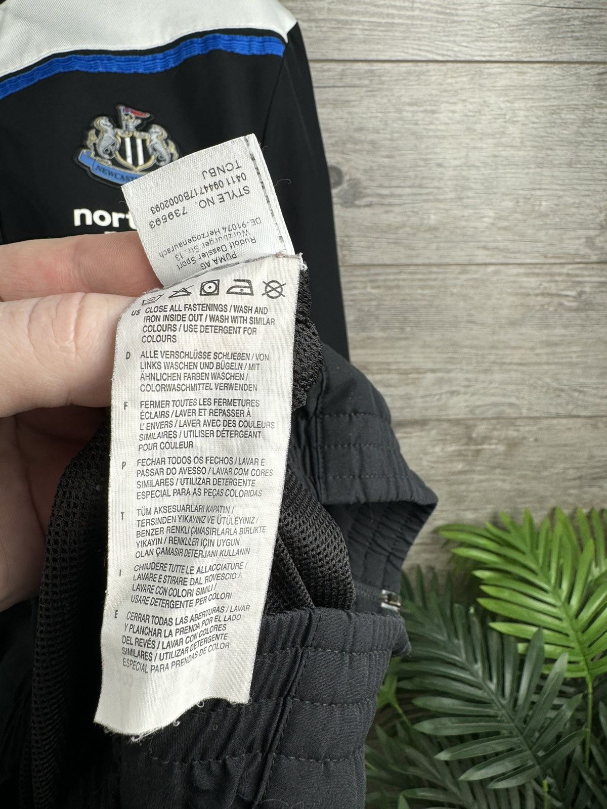 Puma Newcastle United Football Training Jacket Top 2011 2012 Puma Size US M / EU 48-50 / 2 - 6 Thumbnail