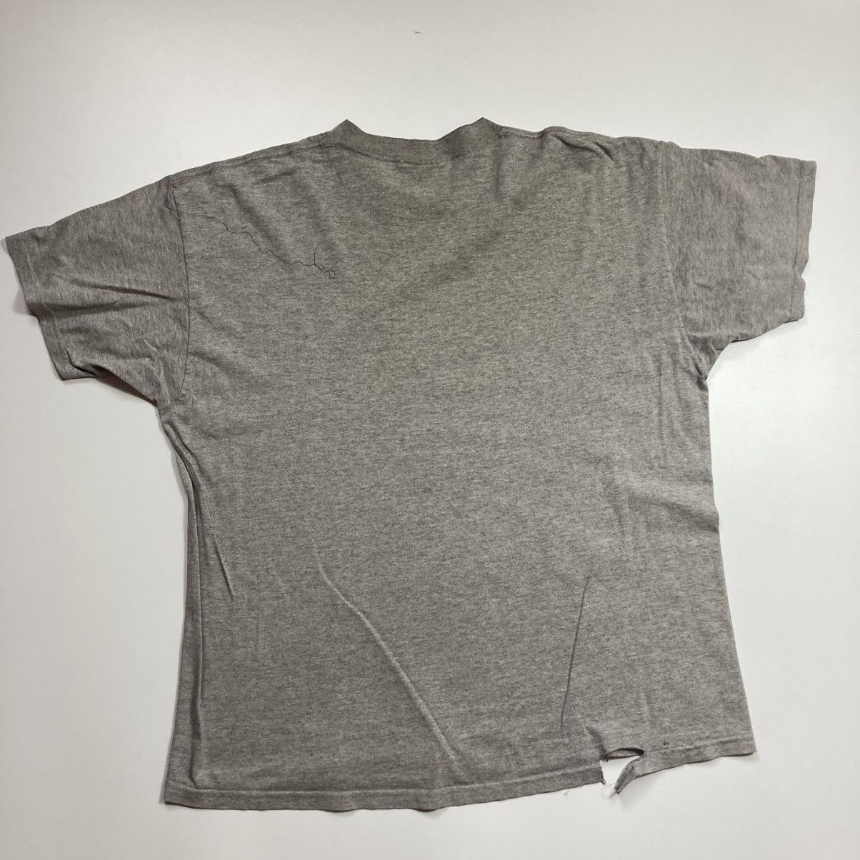 Burton vintage burton snowboards tee Size US XL / EU 56 / 4 - 7 Thumbnail