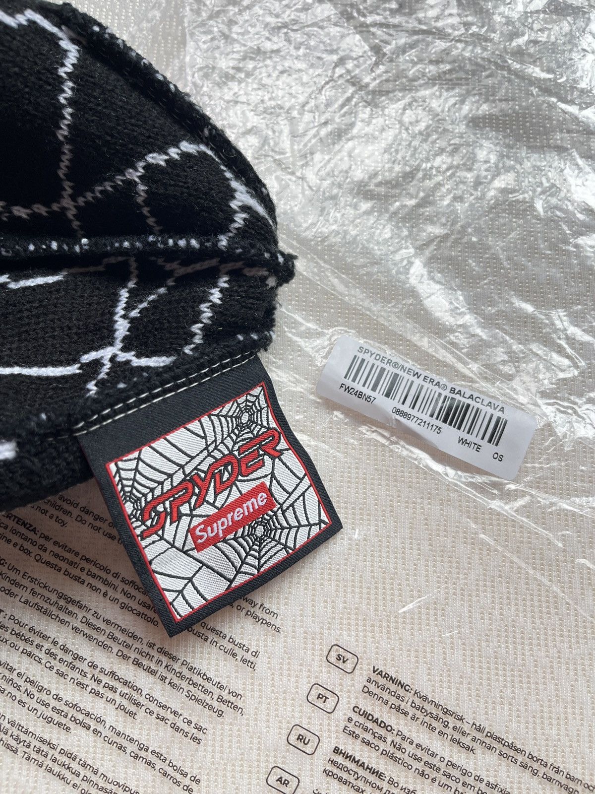 Spyder × Supreme Supreme Balaclava ‘Supreme Spyder Web heavyweight Balaclava’ Size ONE SIZE - 6 Thumbnail