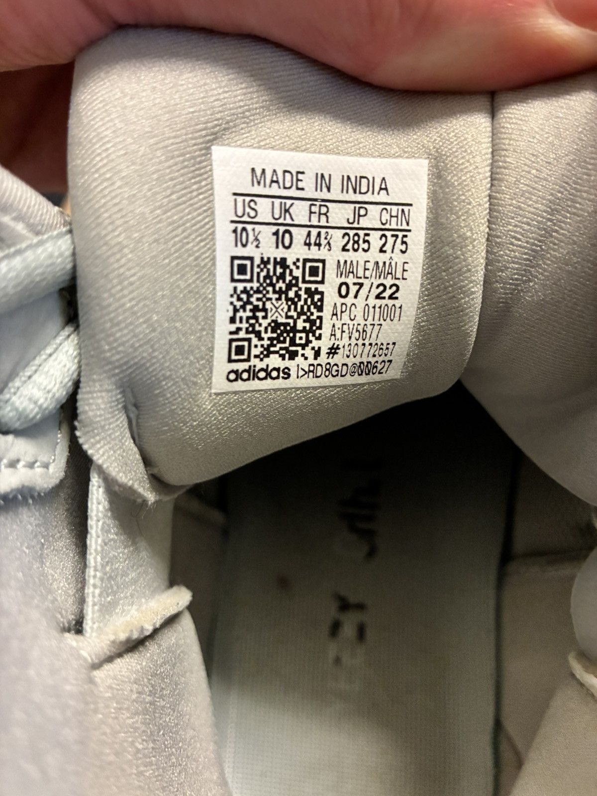 Yeezy 10.5 Yeezy Boots Salt Colorway Size US 10.5 / EU 43-44 - 6 Thumbnail