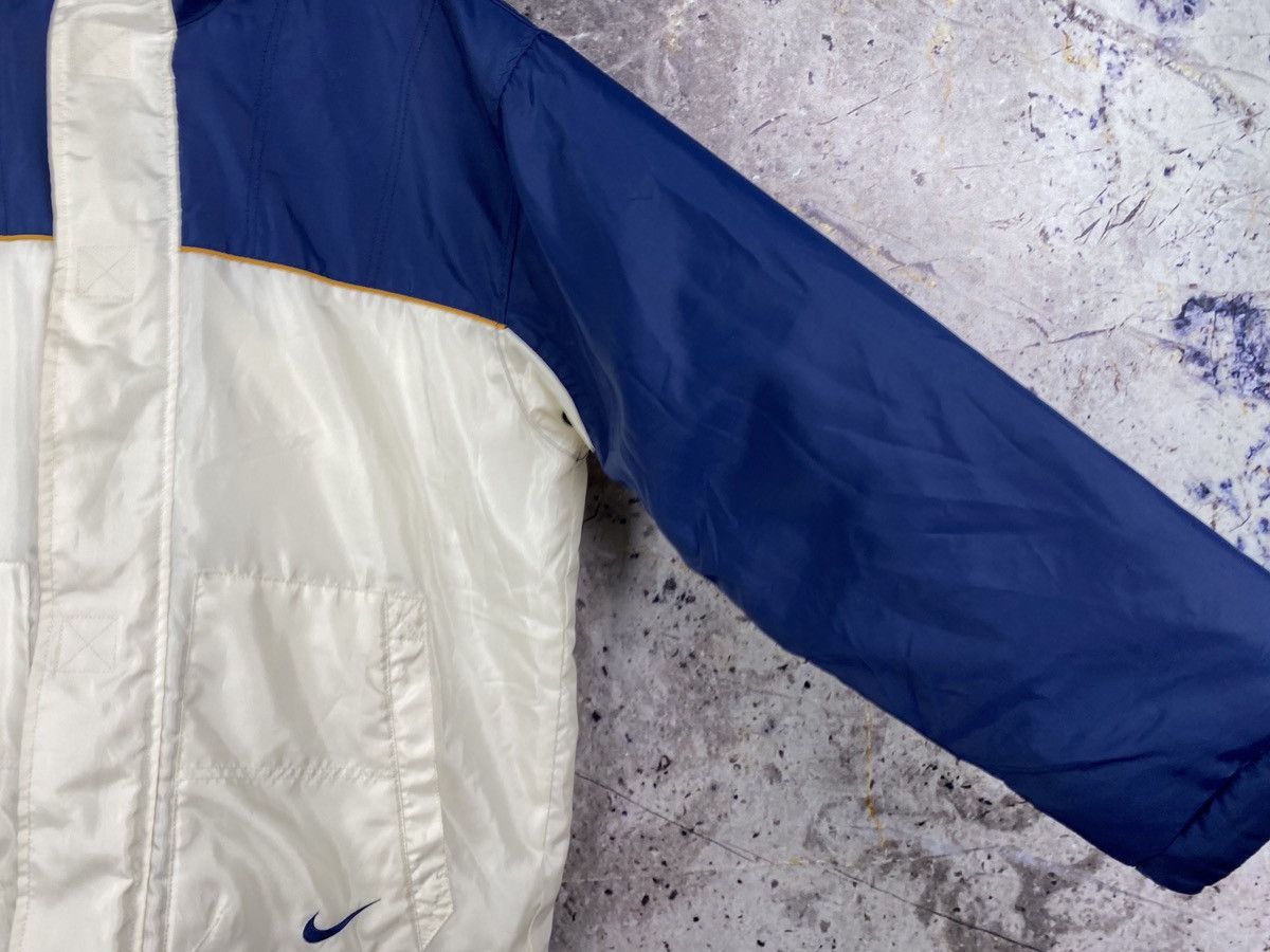 Vintage Men’s Nike Jacket Vintage Big Swoosh Logo Size M Size US M / EU 48-50 / 2 - 5 Thumbnail
