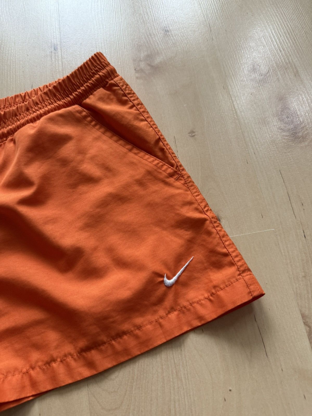 Nike Nike vintage swoosh track shorts Size US 30 / EU 46 - 2 Thumbnail