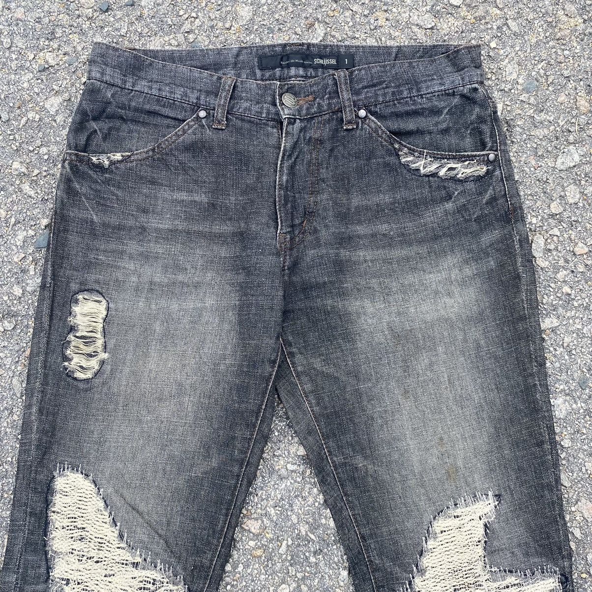 Japanese Brand VINTAGE JAPANESE BRAND BLACK DISTRESSED FLARE JEANS PANTS Size US 31 - 3 Thumbnail