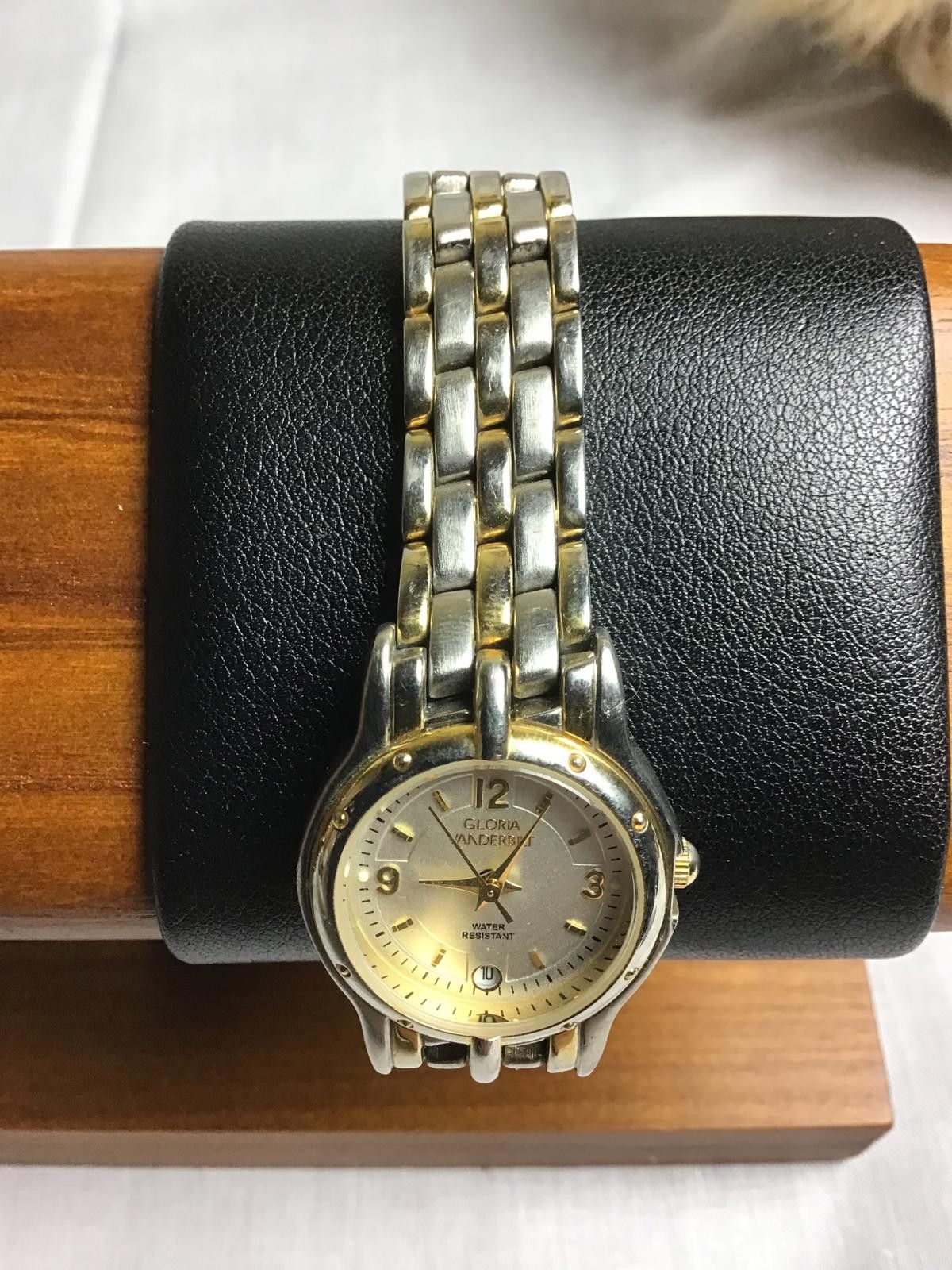 Other Gloria Vanderbilt Two-Tone Water Resistant Wrist Watch Size ONE SIZE - 2 Thumbnail