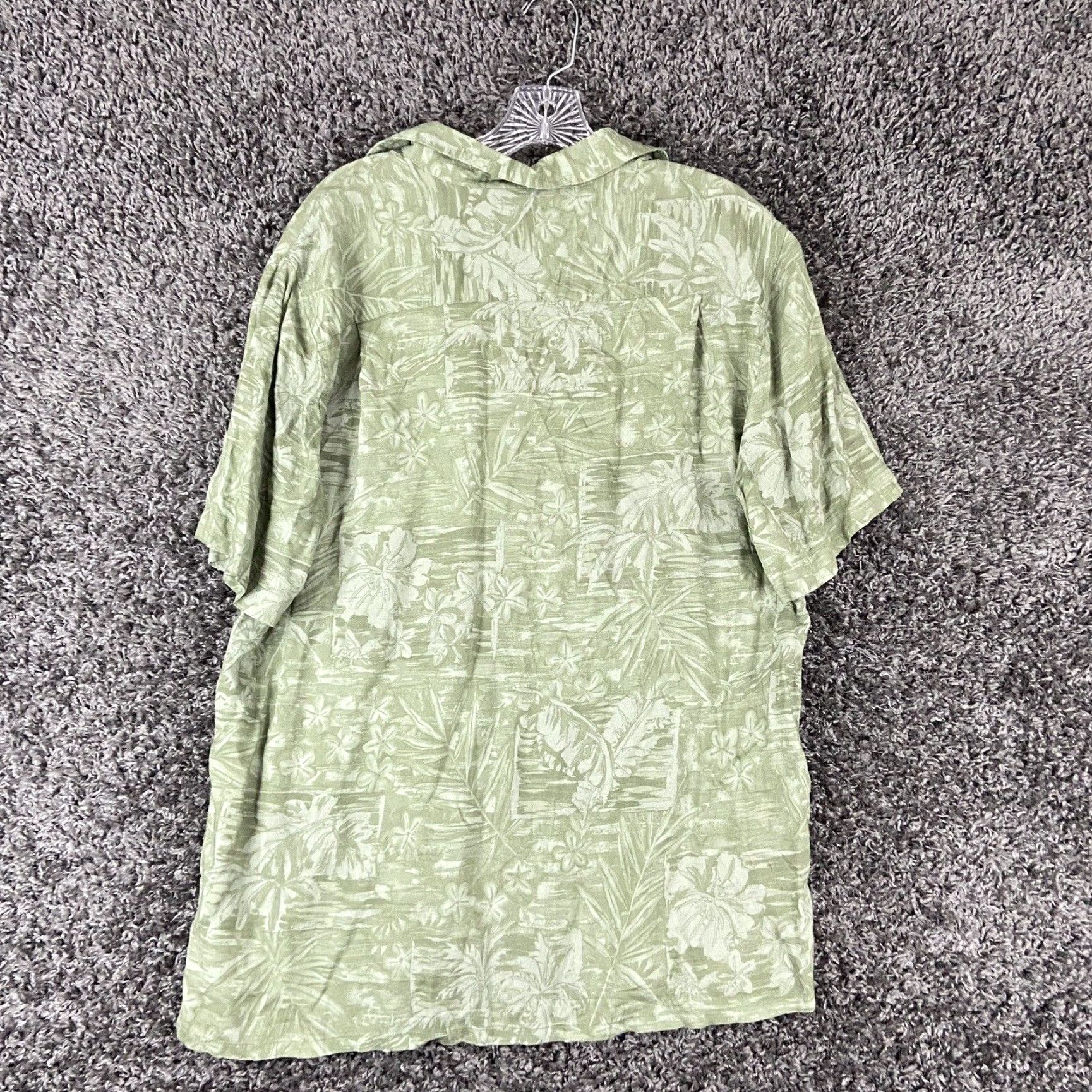 Vintage Batick Bay Green Floral Hawaii Button-Up Short Sleeve L Men’s Size US 33 - 8 Thumbnail