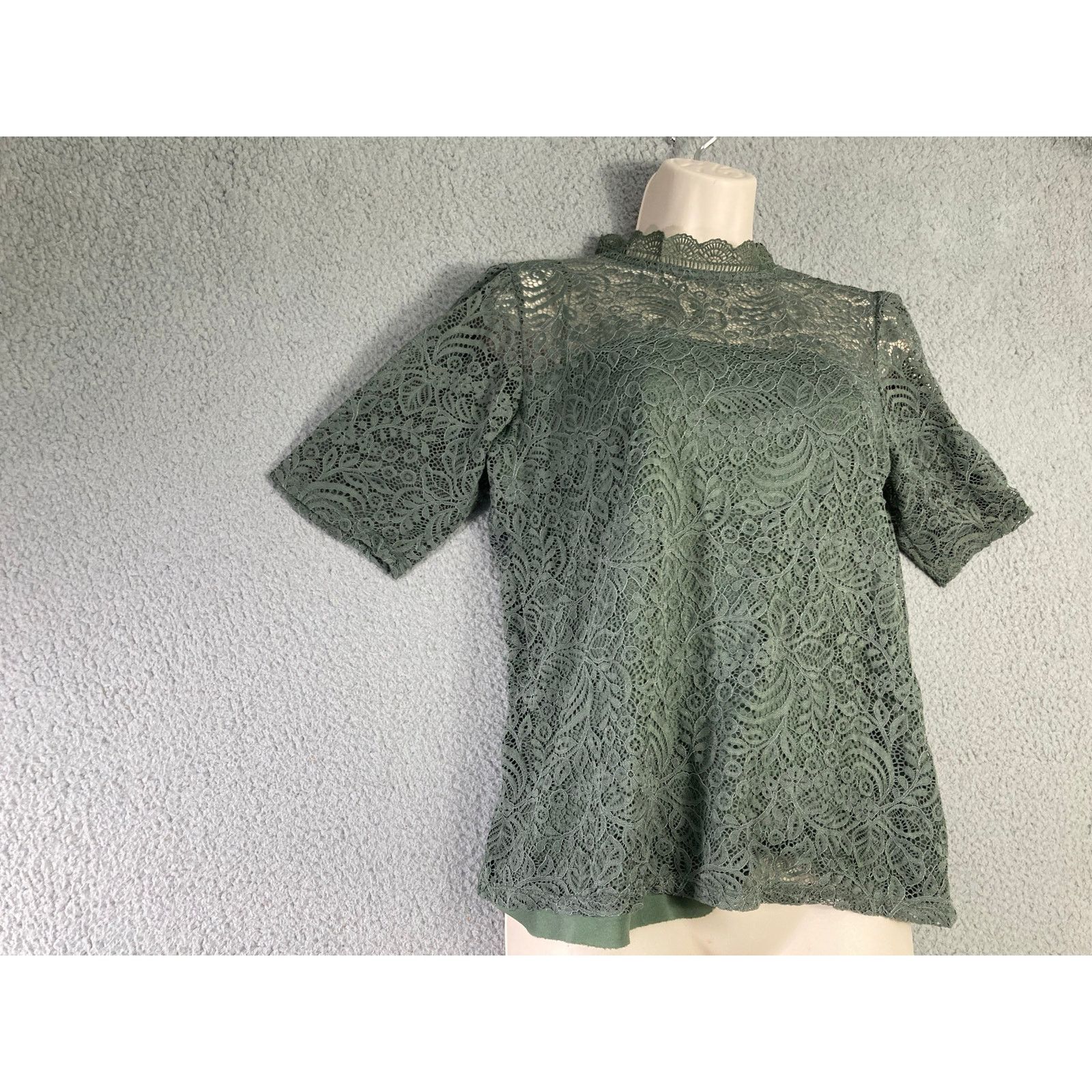Other Women's M Green Lace Mock Neck Short Sleeve Shirt Tee Size M / US 6-8 / IT 42-44 - 6 Thumbnail