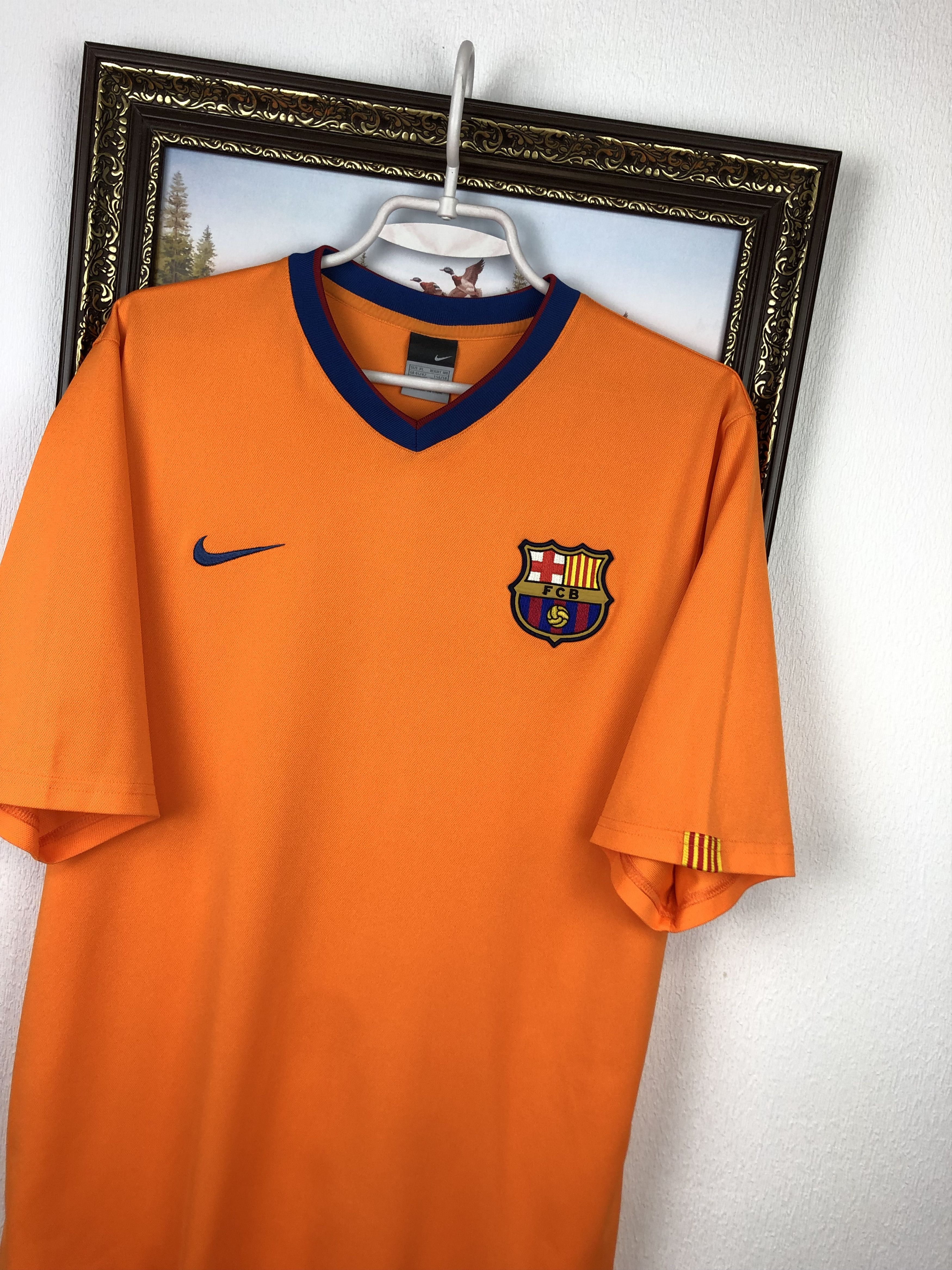 Nike Barcelona football shirt 2006 Soccer Nike Jersey Tee Hype Size US XL / EU 56 / 4 - 3 Thumbnail
