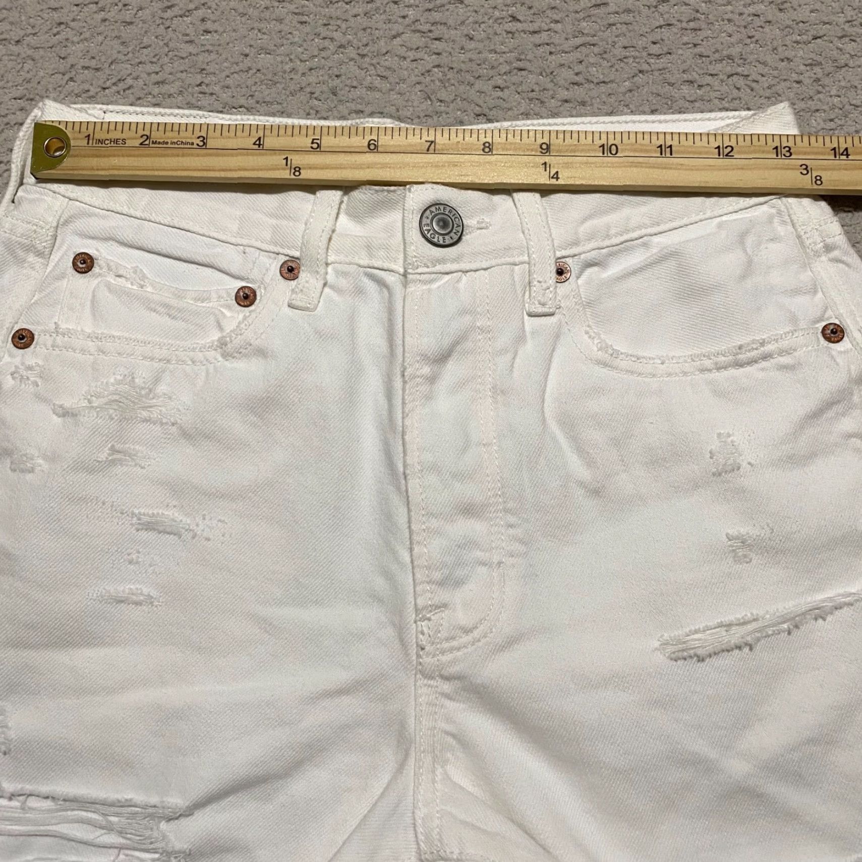 American Eagle Outfitters American Eagle Outfitters Womens Jeans Shorts White Distressed Boyfriend Inseam 9" 2 Regular 26in Waist 100% Cotton Denim Summer Casual Womens Size 26" / US 2 / IT 38 - 5 Thumbnail