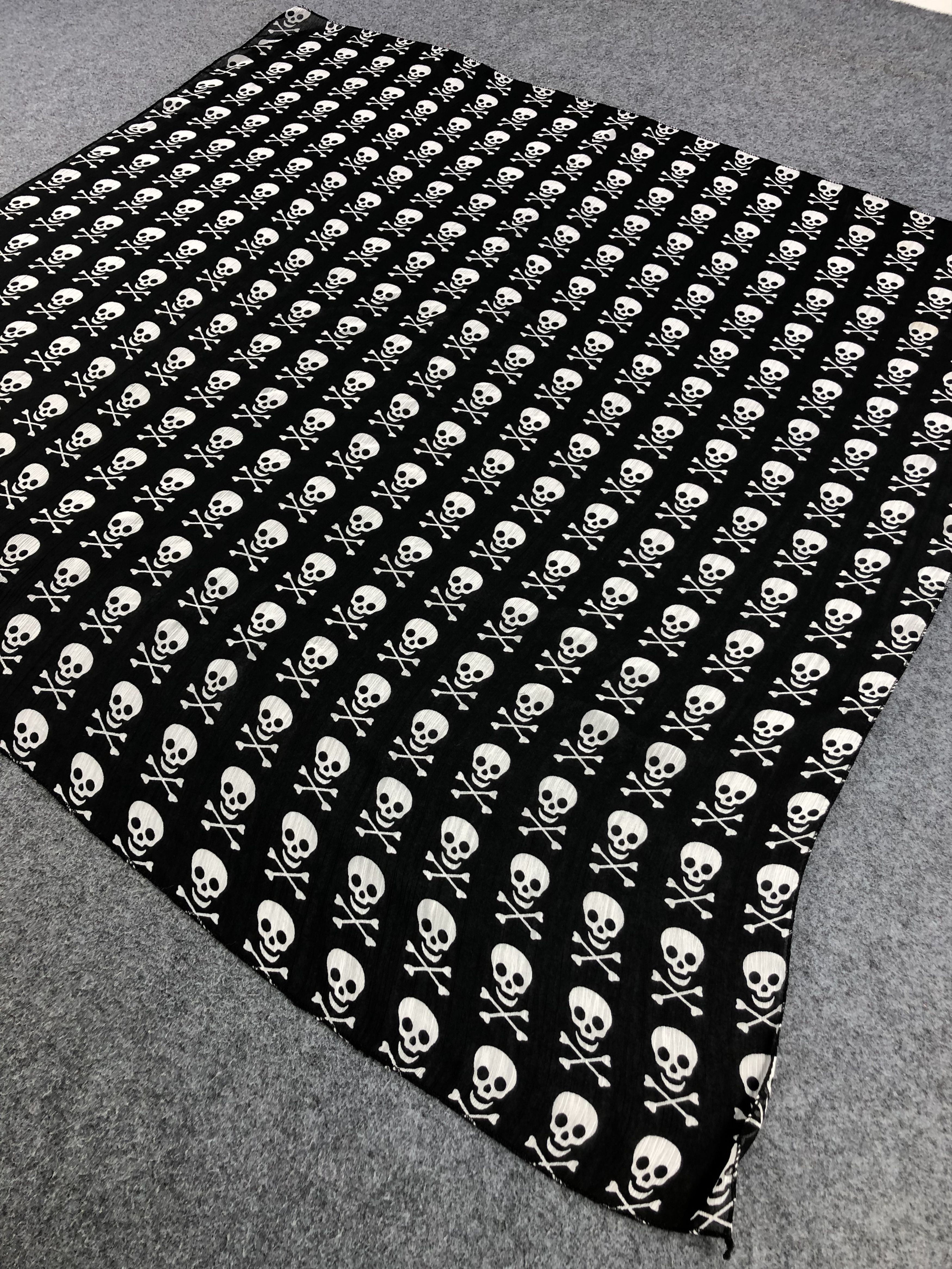 Seditionaries Full Print Skulls and Bones Pirates Scarf M249 Size ONE SIZE - 3 Thumbnail