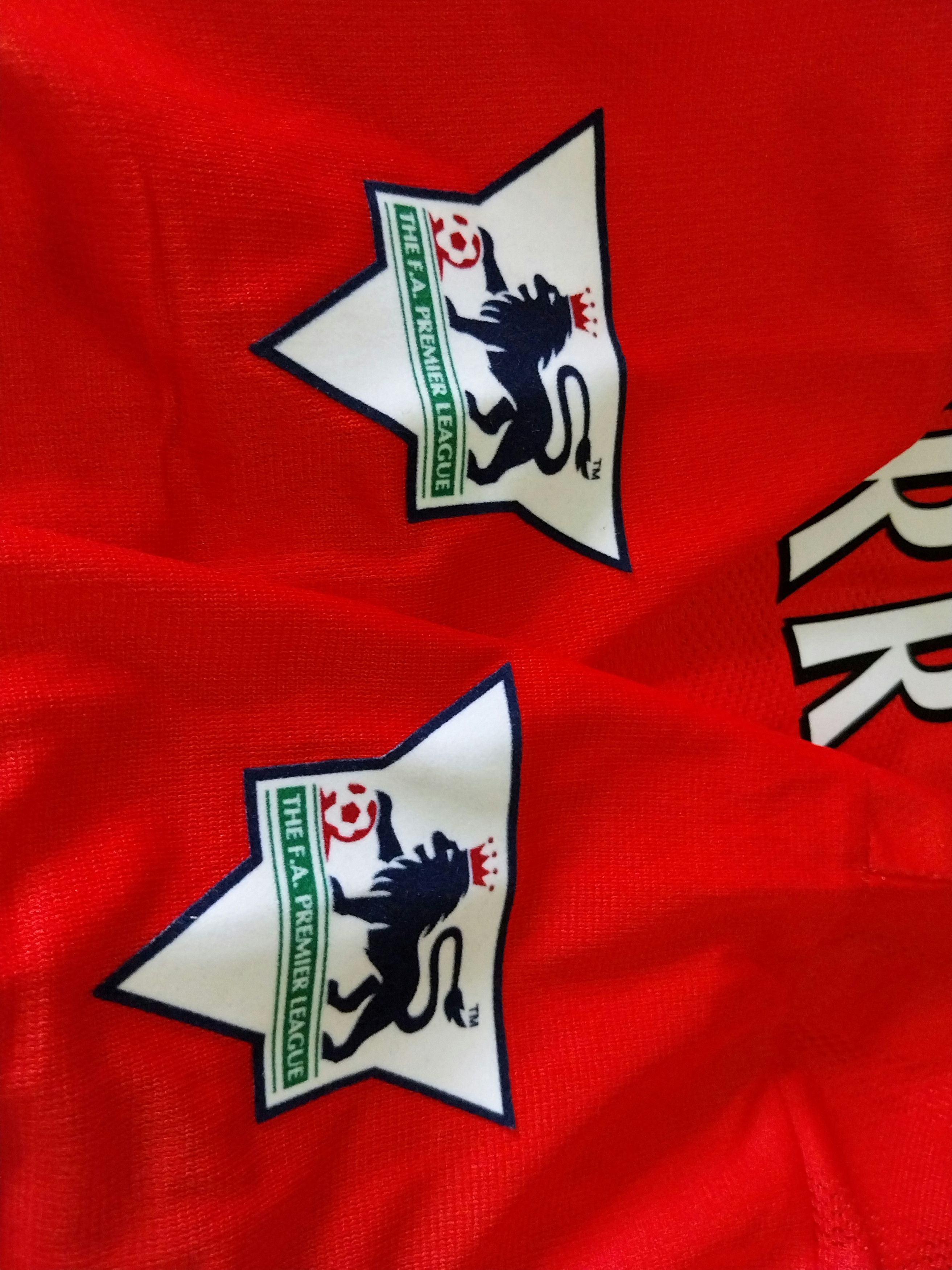 Reebok Liverpool home 1998/1999 debut gerrard jersey football Size US M / EU 48-50 / 2 - 10 Thumbnail