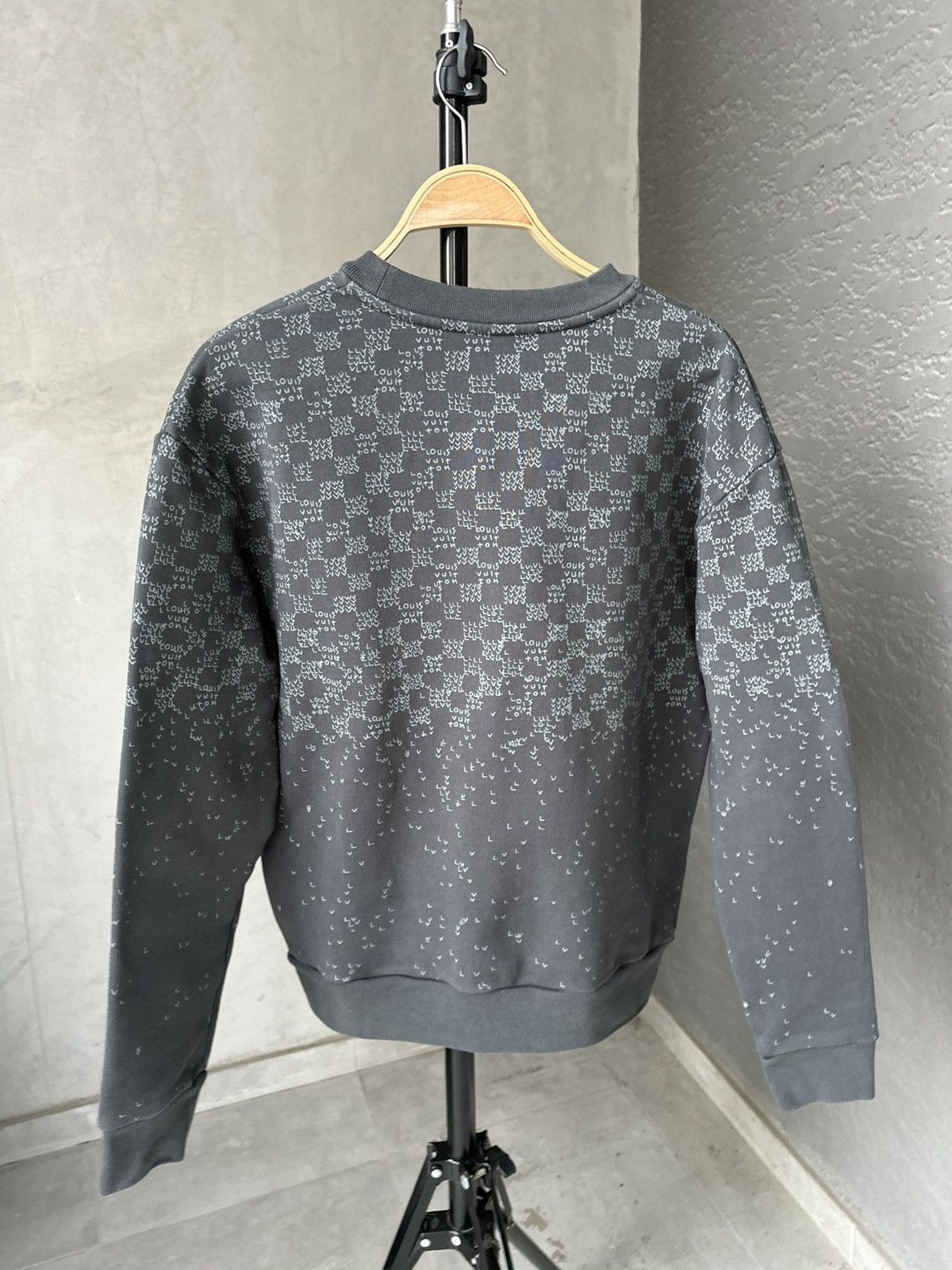 Louis Vuitton Louis Vuitton sweatshirt 2022 Size US M / EU 48-50 / 2 - 9 Thumbnail