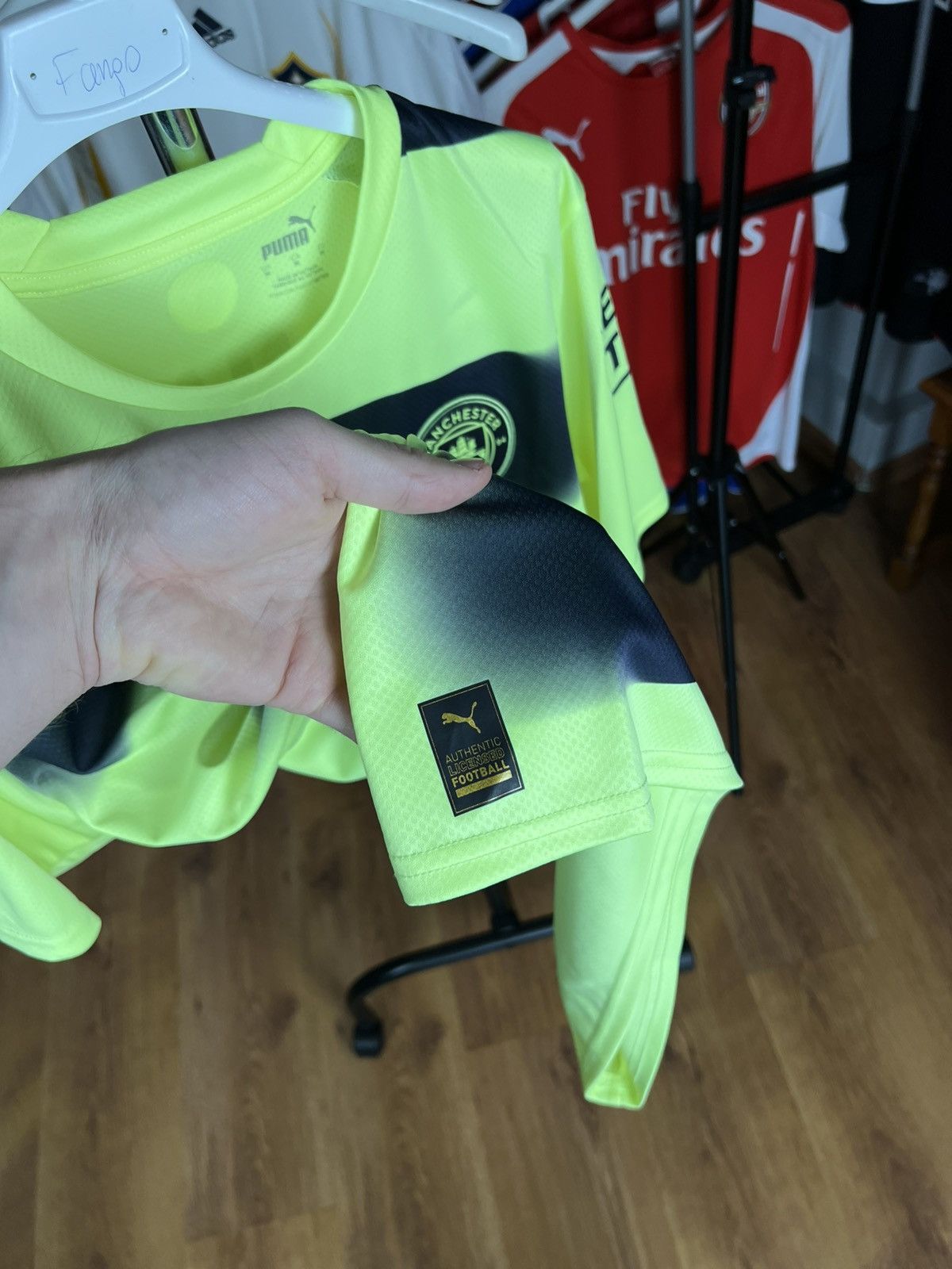 Puma Soccer Jersey Puma Manchester City 2022/23 Bernardo Silva 20 Size US M / EU 48-50 / 2 - 10 Thumbnail