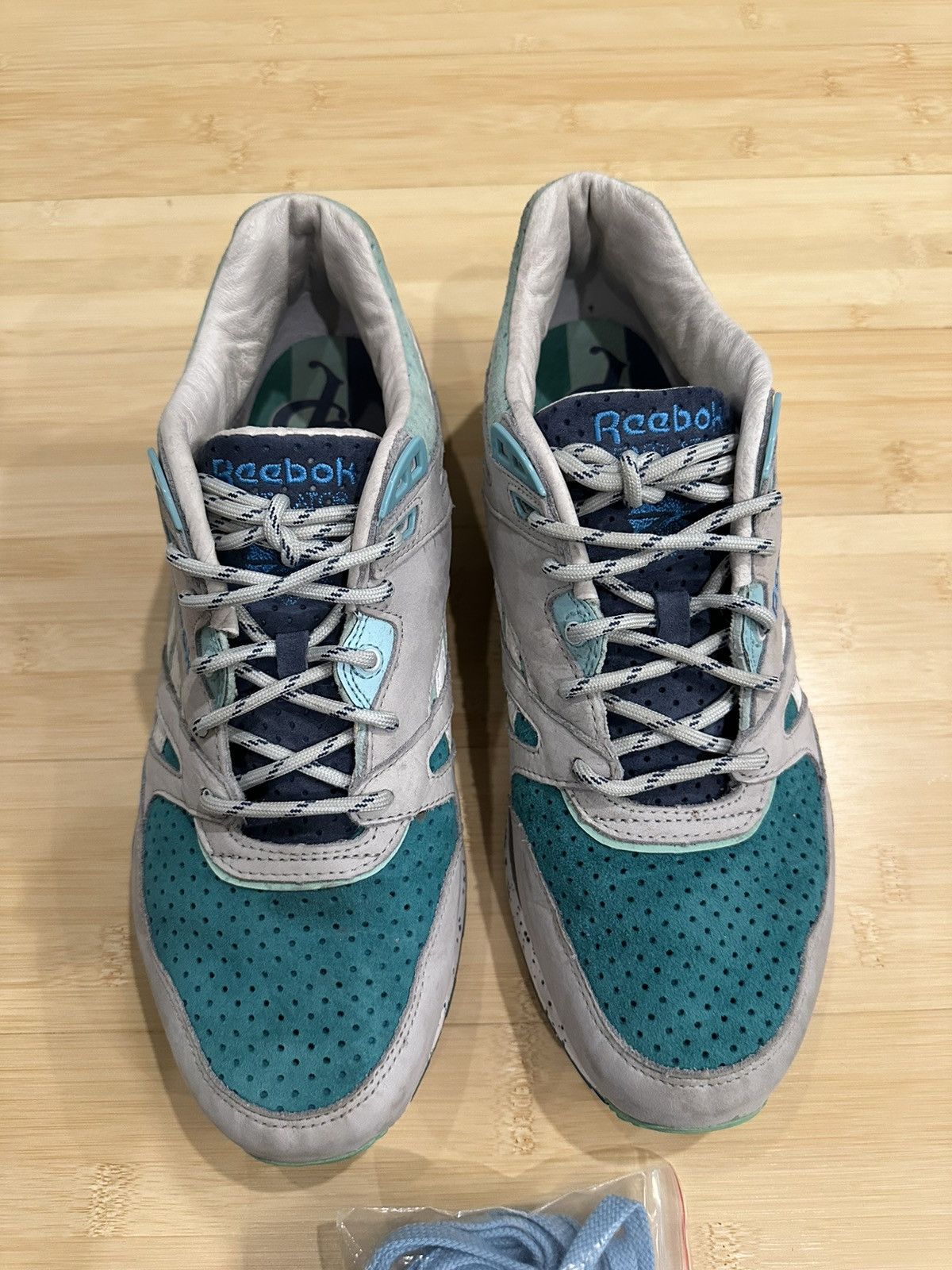 Reebok Reebok Ventilator x Sneaker Politics 3-Lakes - Size 11 Size US 11 / EU 44 - 2 Thumbnail
