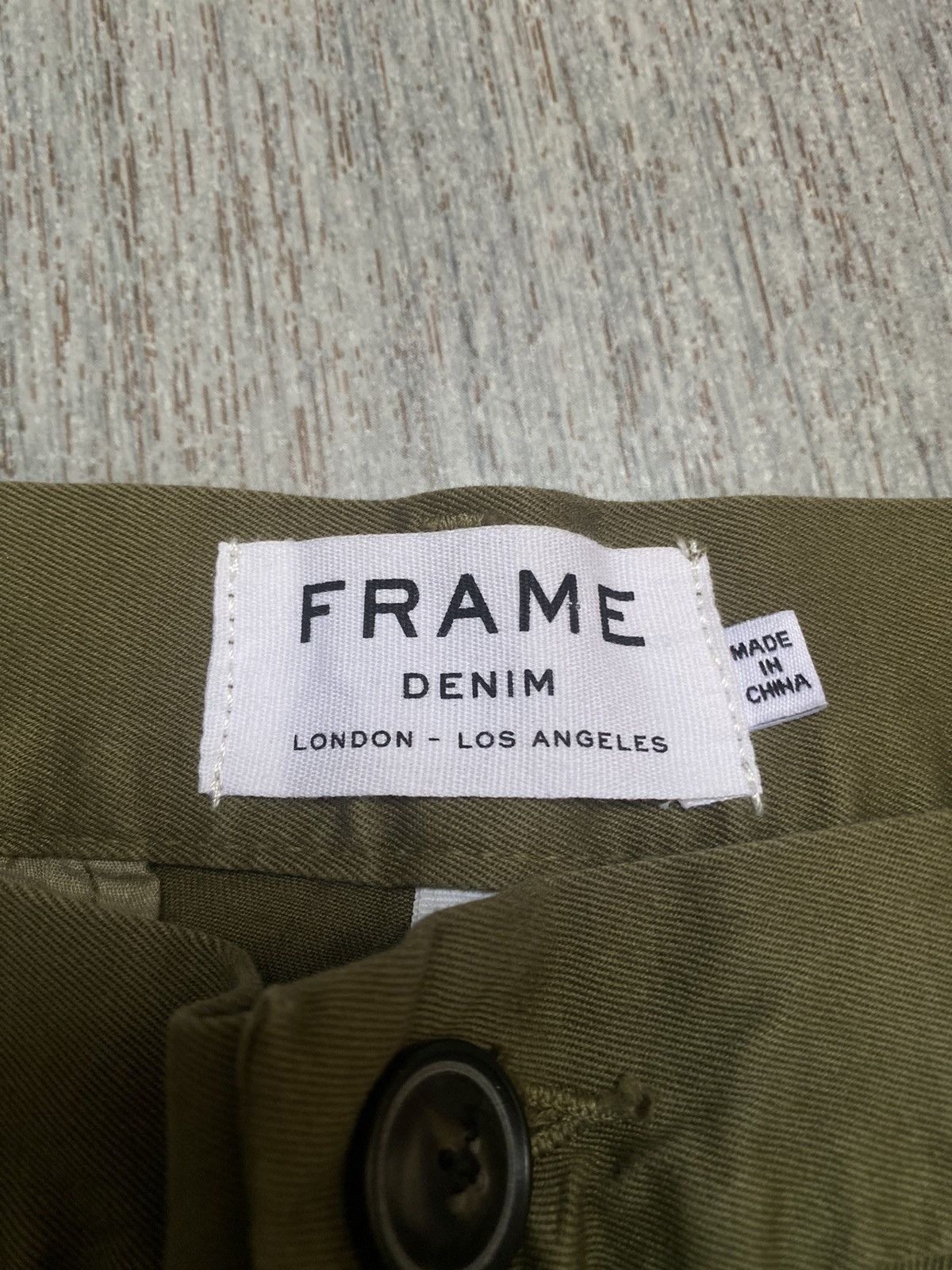 Designer × Frame Frame Le Crop Mini Boot Chino Pants 32 khaki trousers y2k Size 32" / US 10 / IT 46 - 3 Thumbnail