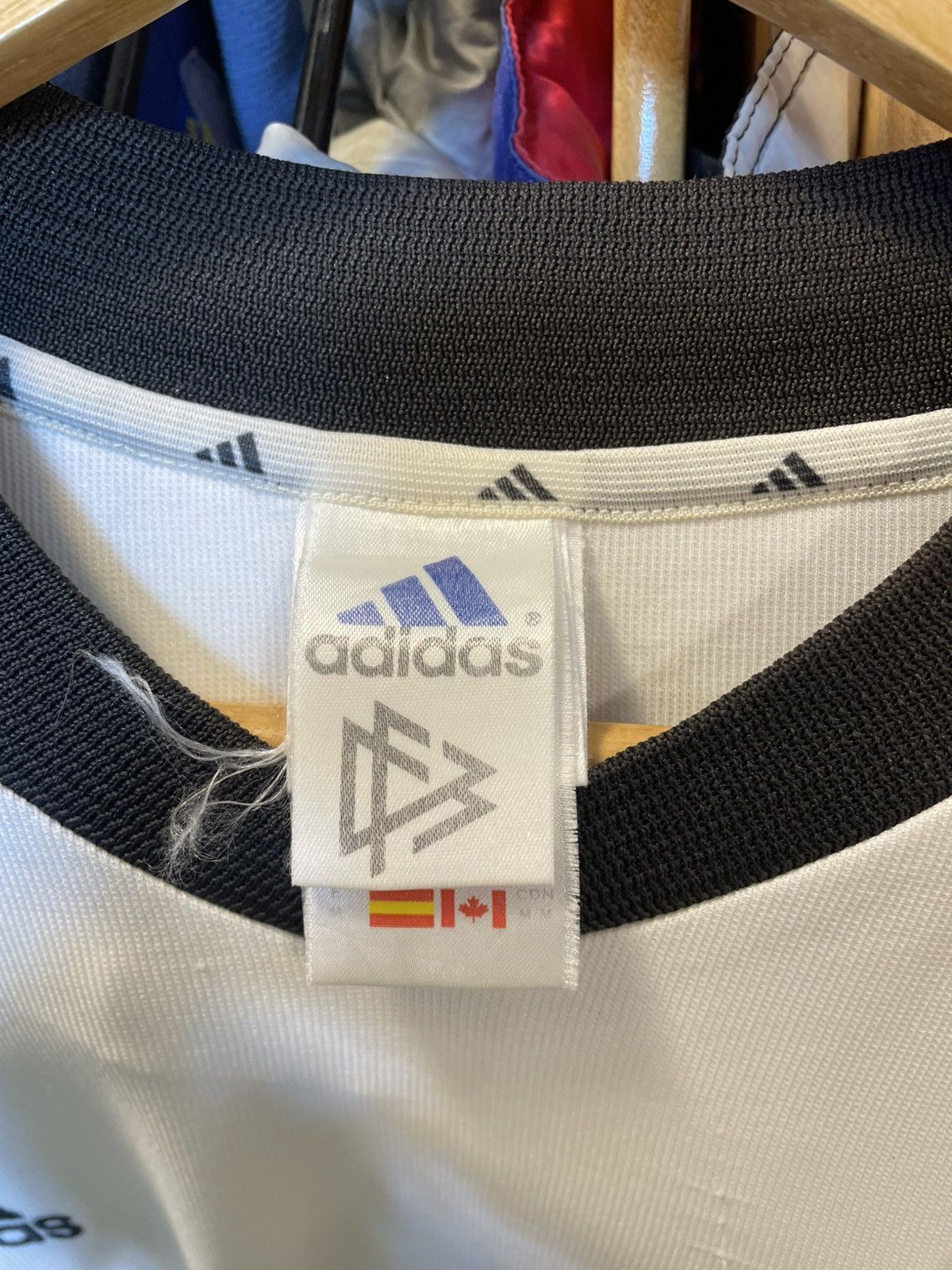 Adidas Vintage 2002 Germany Home Kit Size US M / EU 48-50 / 2 - 4 Thumbnail
