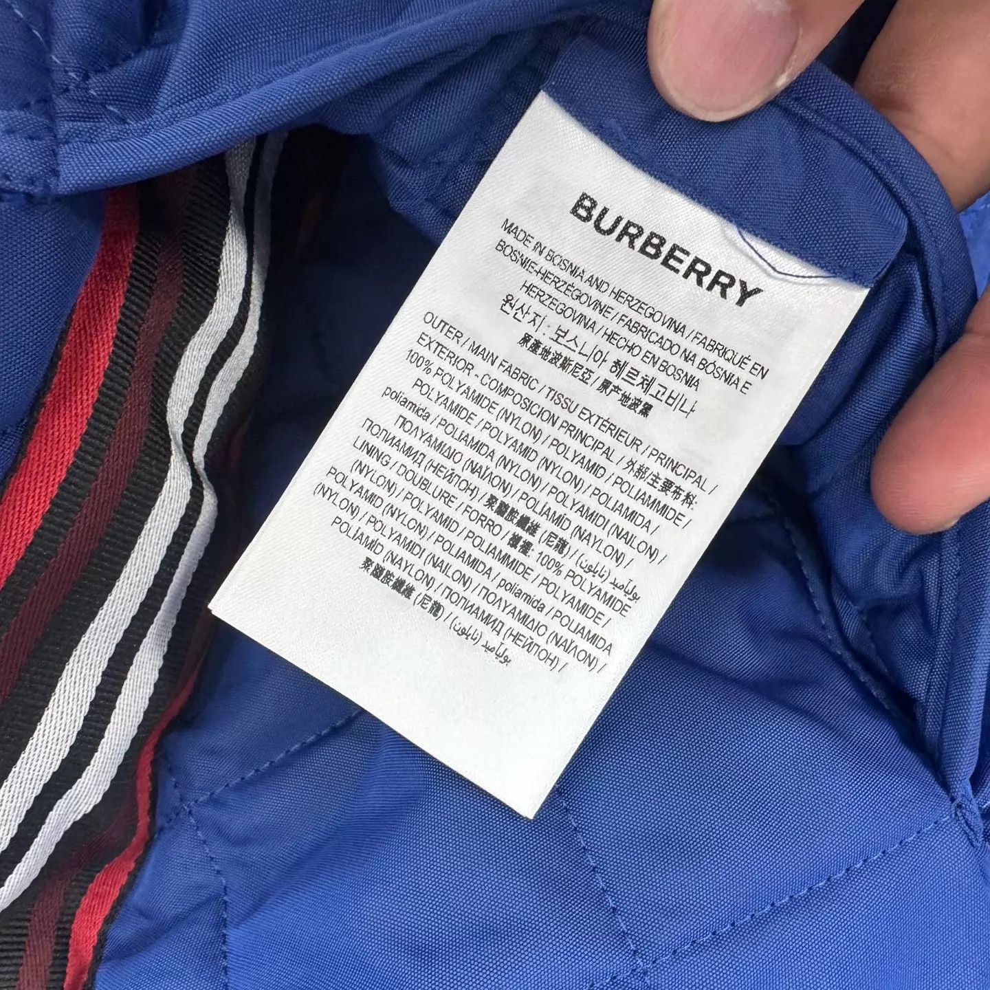 Burberry Burberry Logo Badge Quilted Lightweight Jacket S Size S / US 4 / IT 40 - 7 Thumbnail