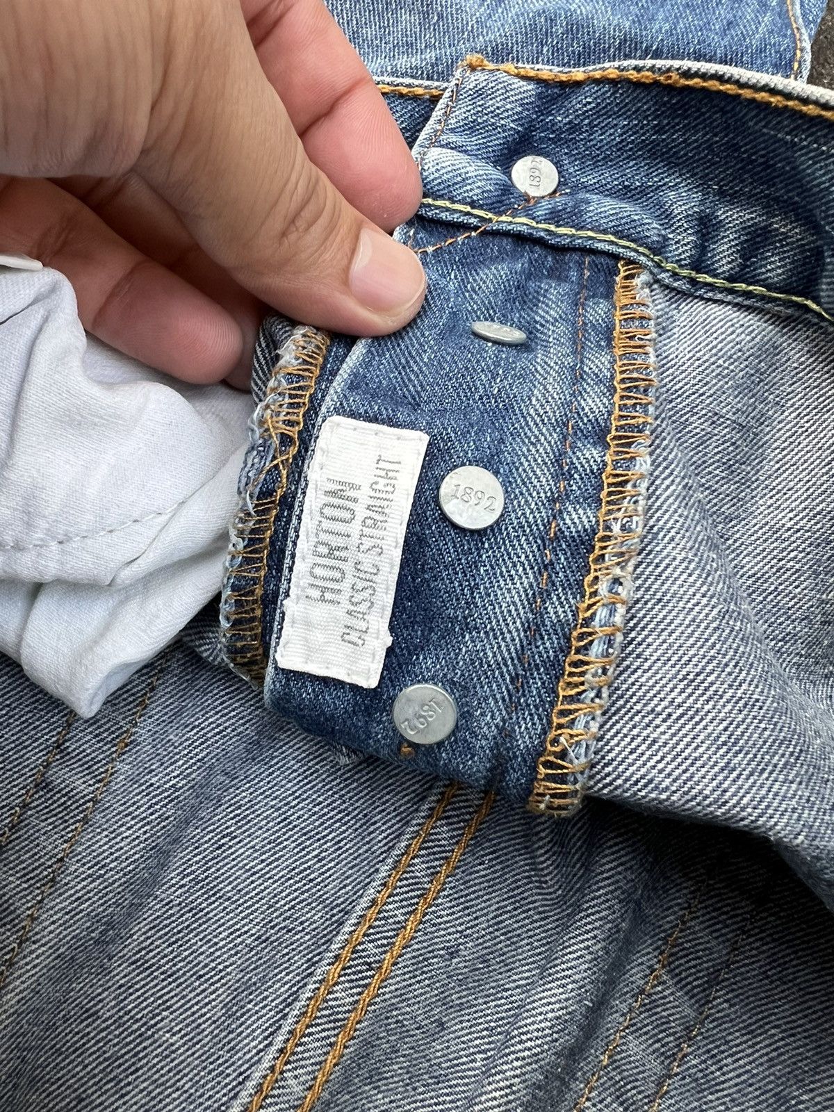 Abercrombie & Fitch × Vintage ABERCROMBIE & FITCH DISTRESSED JEANS Size US 31 - 18 Thumbnail